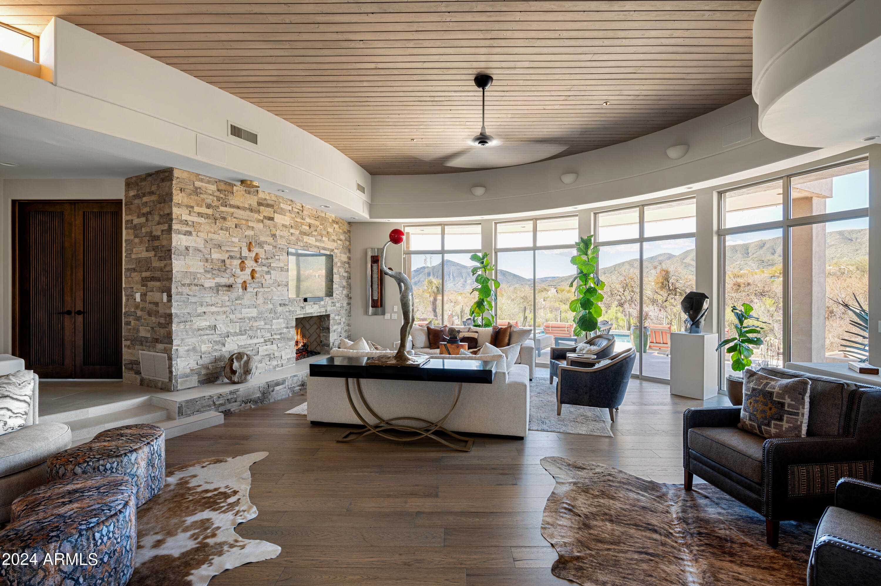 DESERT MOUNTAIN - Residential