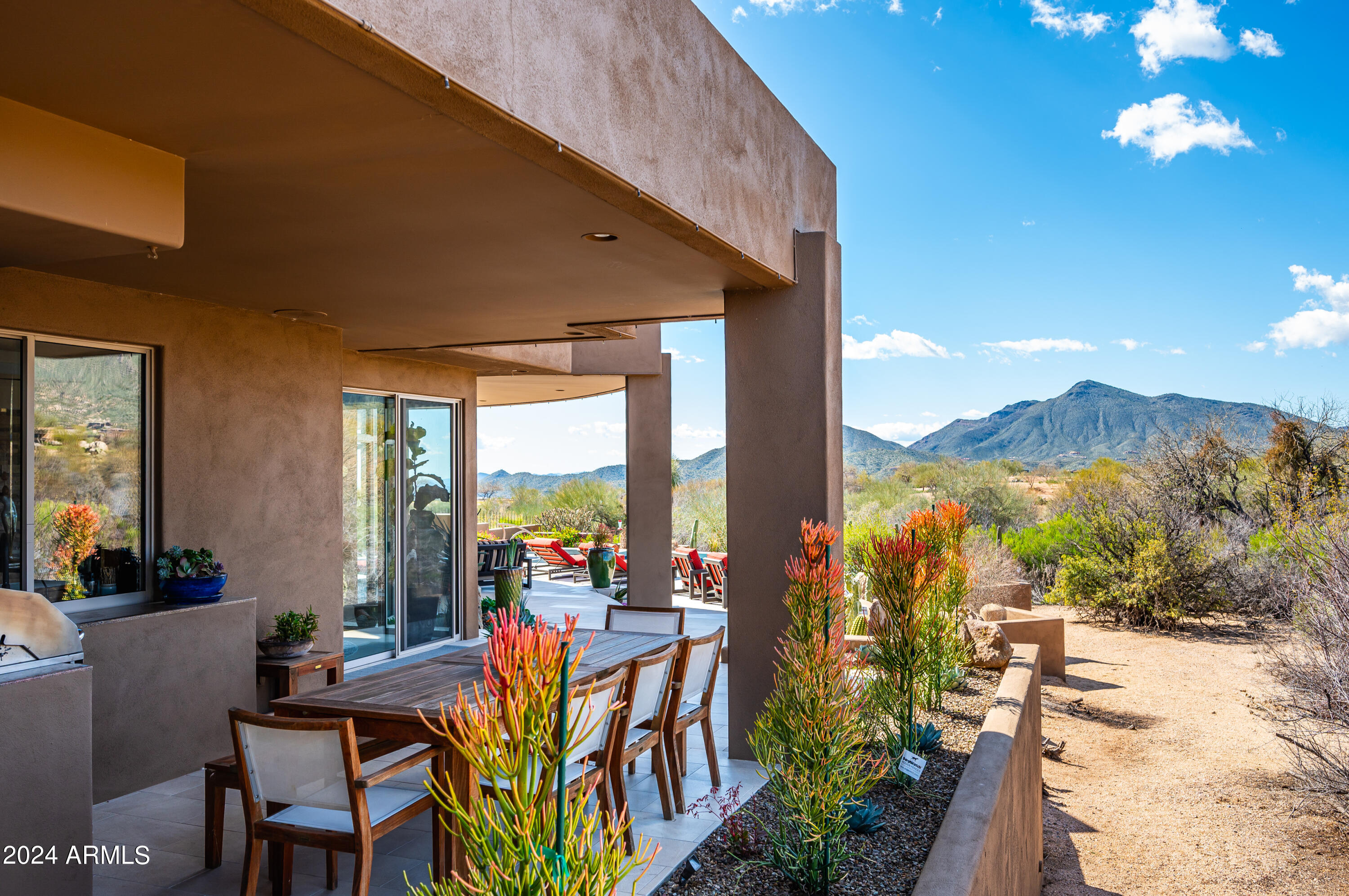 DESERT MOUNTAIN - Residential
