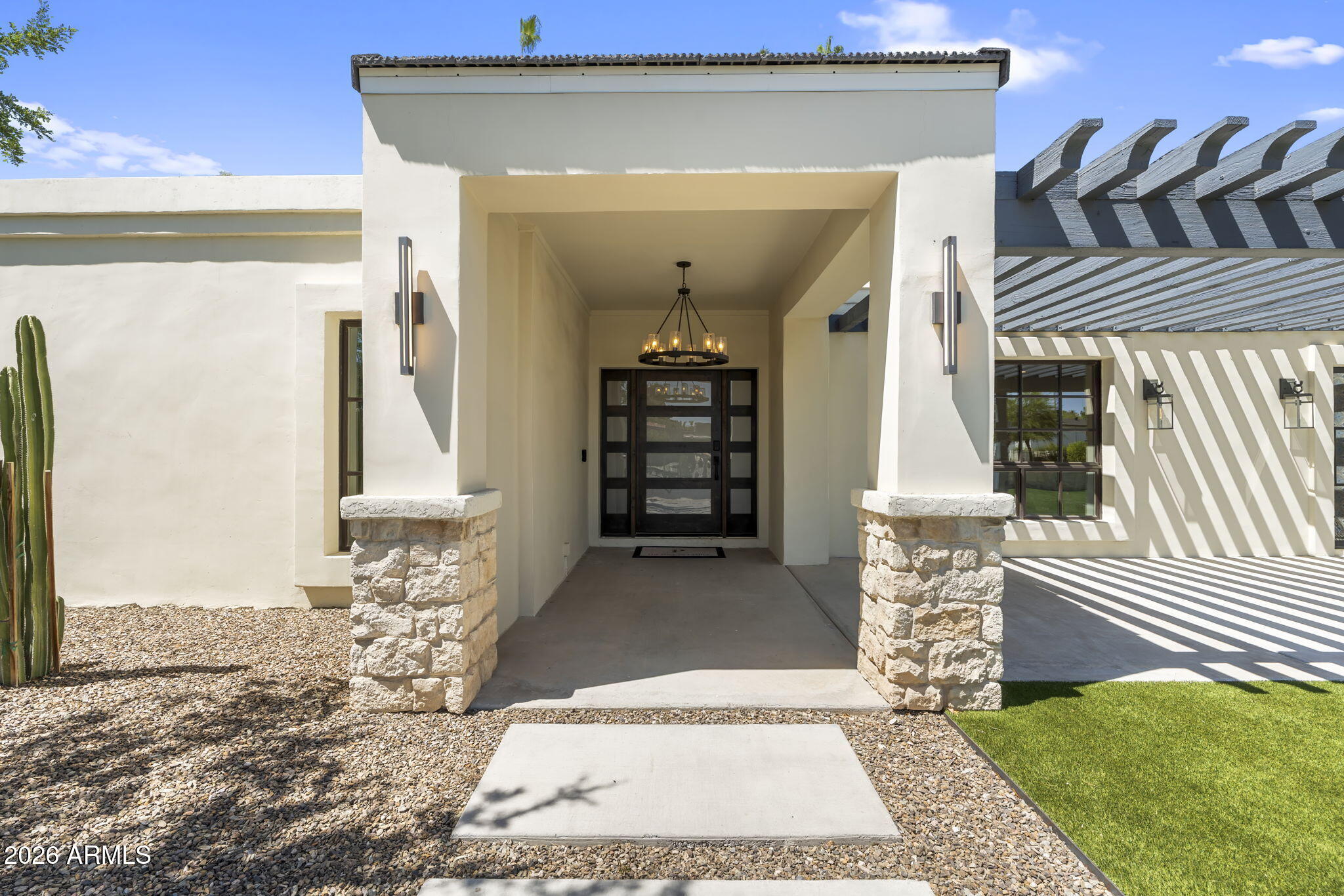 MINI-MOON ESTATES - Residential