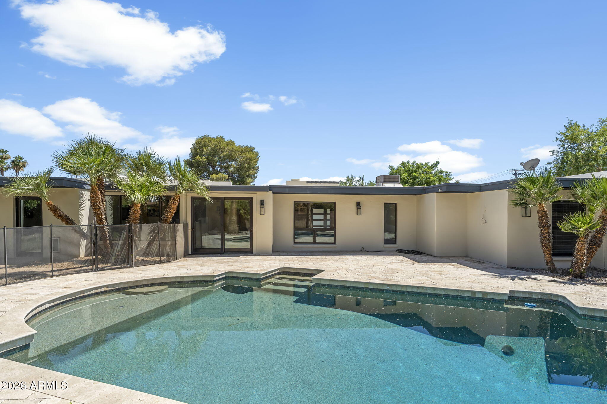 MINI-MOON ESTATES - Residential