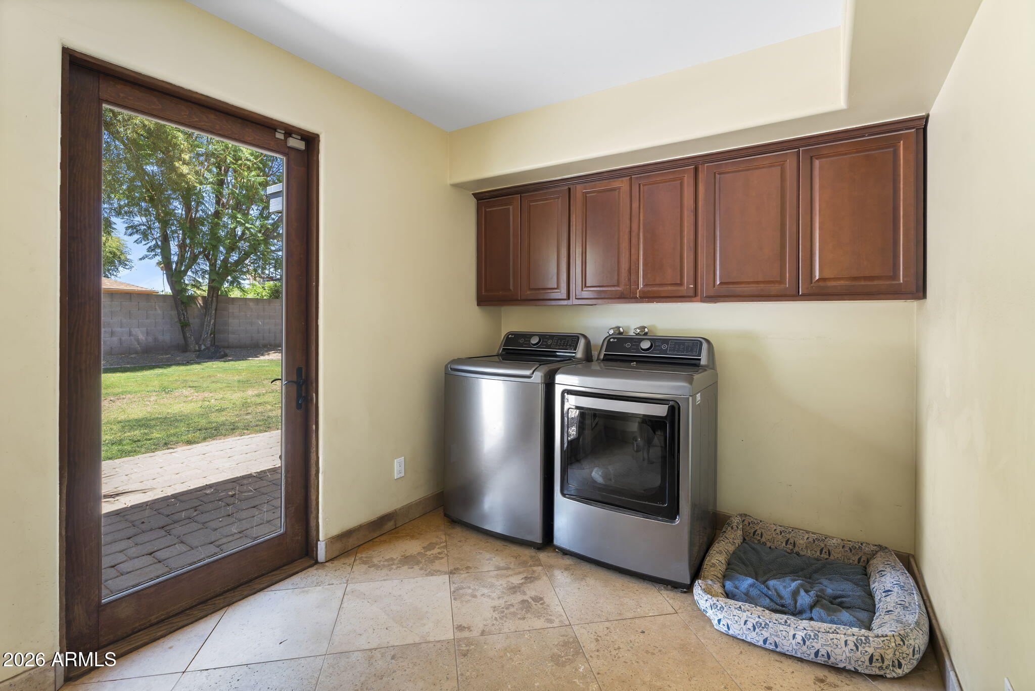 MINI-MOON ESTATES - Residential
