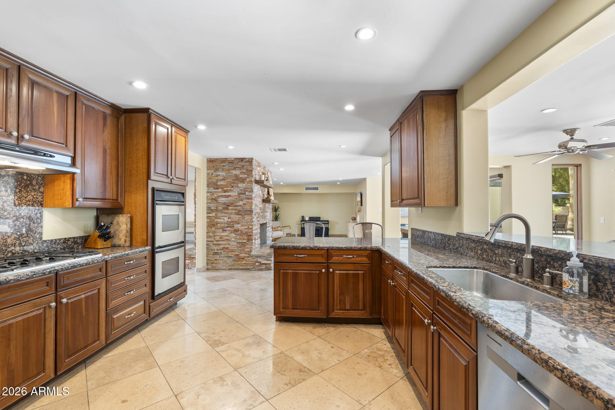 MINI-MOON ESTATES - Residential