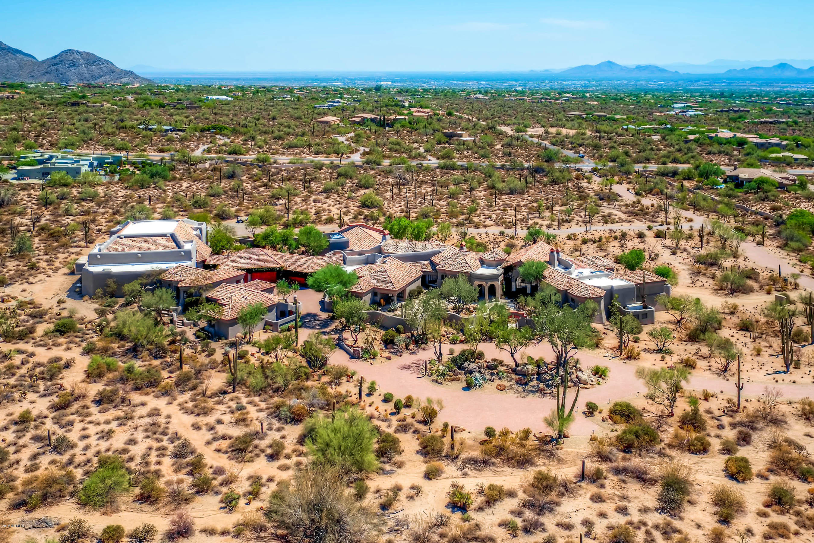 LAND DIVISION 9422 E HAPPY VALLEY RD SCOTTSDALE AZ
217-04-523, 217-04-524 - Residential