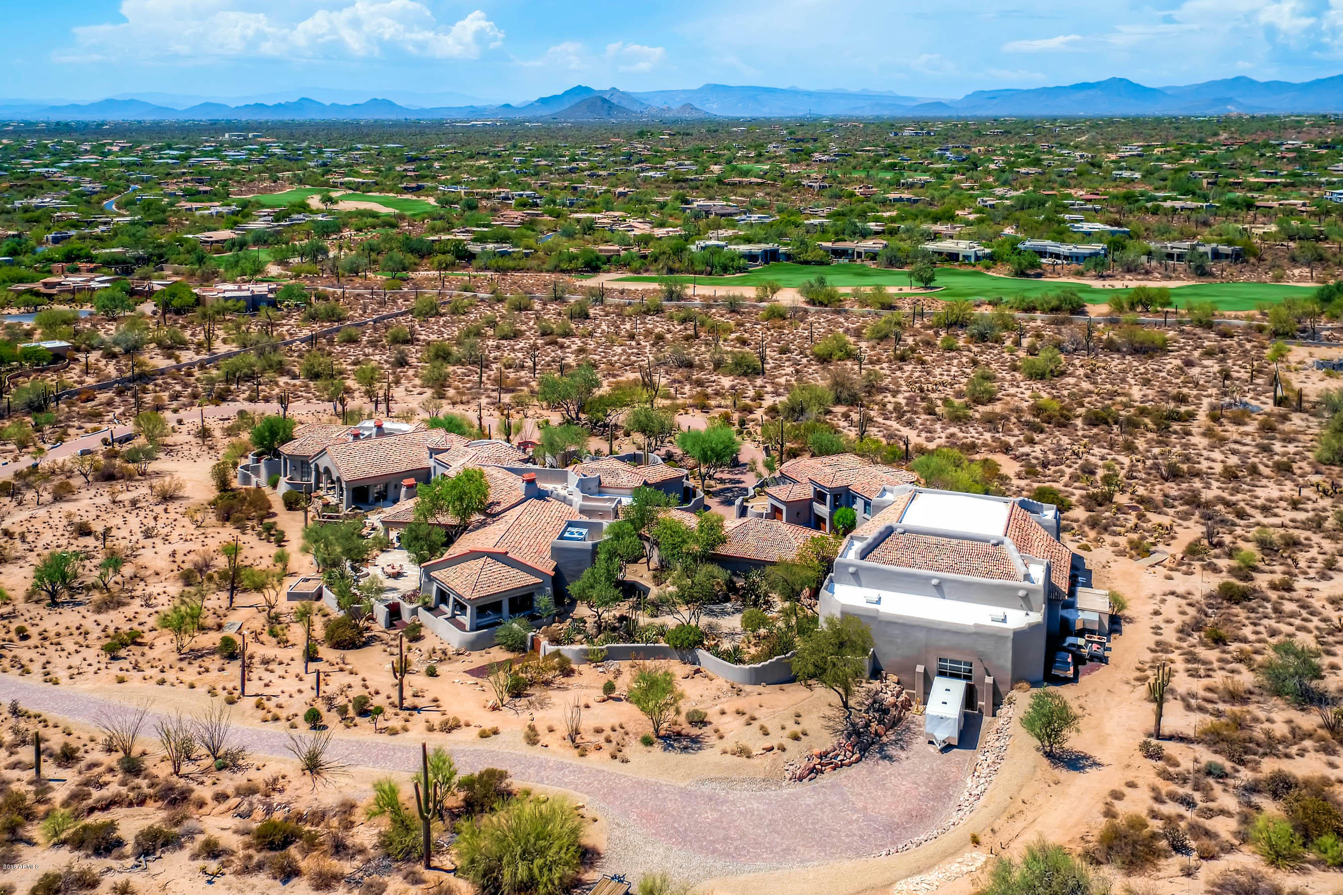LAND DIVISION 9422 E HAPPY VALLEY RD SCOTTSDALE AZ
217-04-523, 217-04-524 - Residential
