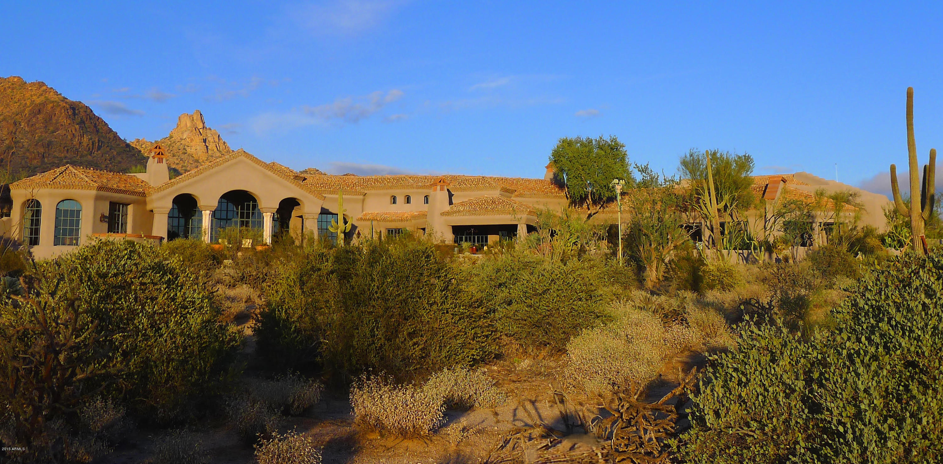 LAND DIVISION 9422 E HAPPY VALLEY RD SCOTTSDALE AZ
217-04-523, 217-04-524 - Residential