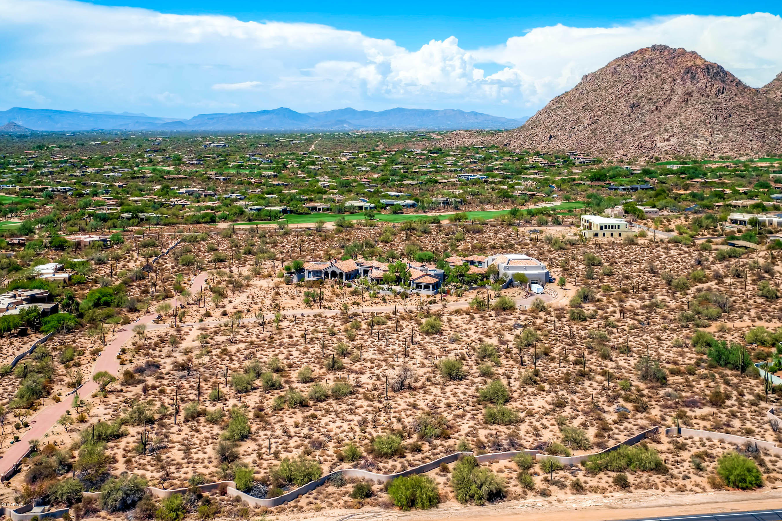 LAND DIVISION 9422 E HAPPY VALLEY RD SCOTTSDALE AZ
217-04-523, 217-04-524 - Residential