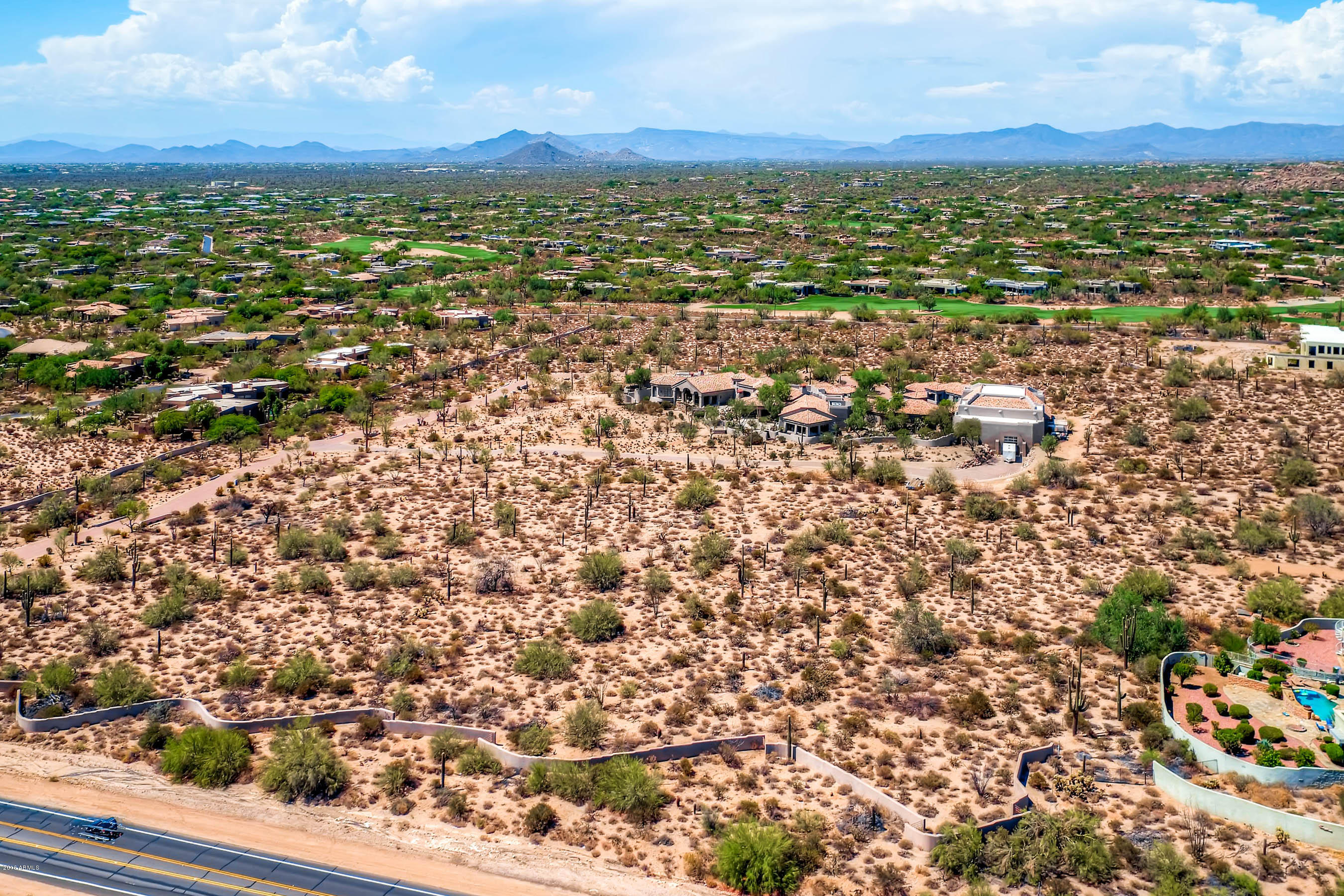 LAND DIVISION 9422 E HAPPY VALLEY RD SCOTTSDALE AZ
217-04-523, 217-04-524 - Residential