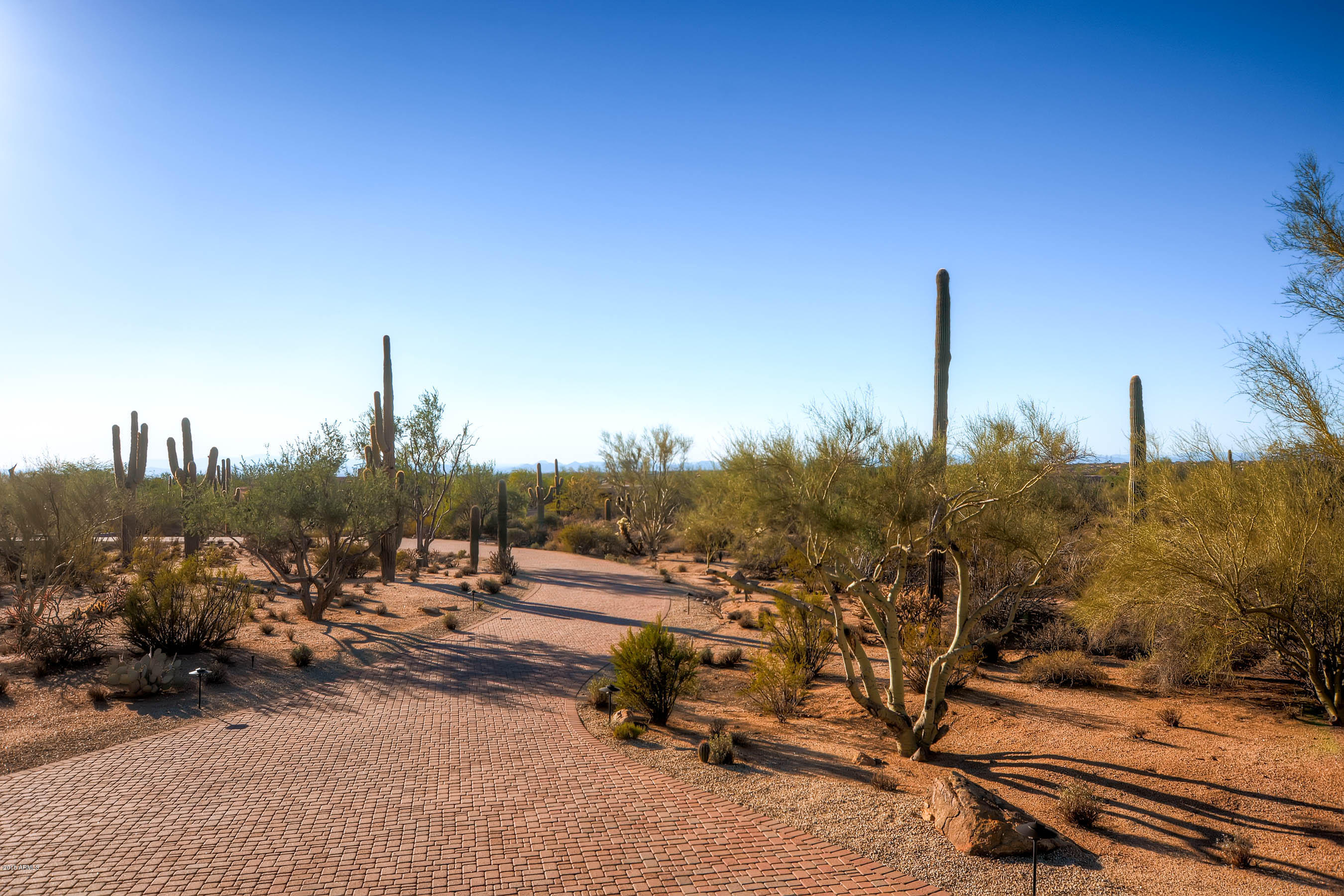 LAND DIVISION 9422 E HAPPY VALLEY RD SCOTTSDALE AZ
217-04-523, 217-04-524 - Residential