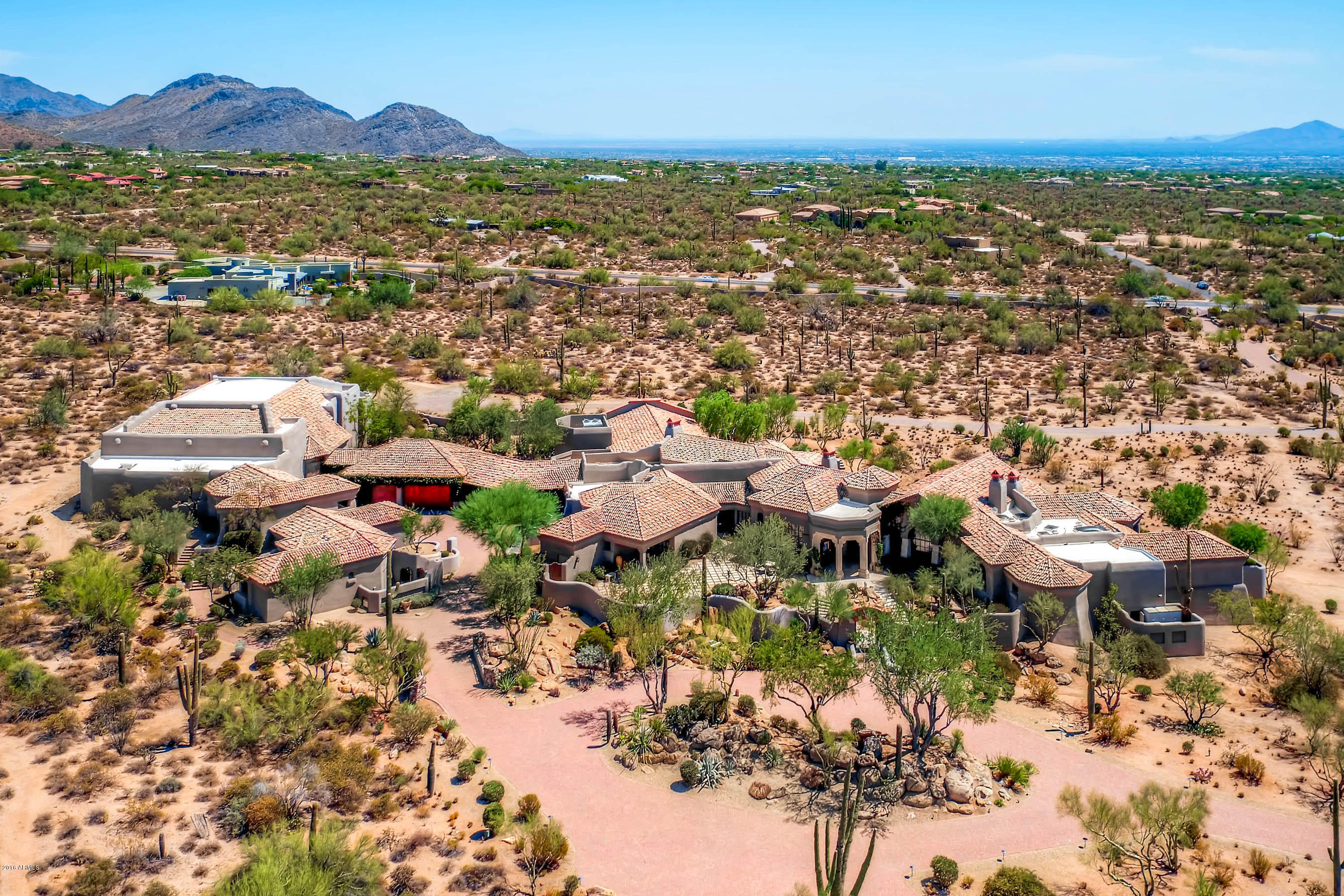 LAND DIVISION 9422 E HAPPY VALLEY RD SCOTTSDALE AZ
217-04-523, 217-04-524 - Residential