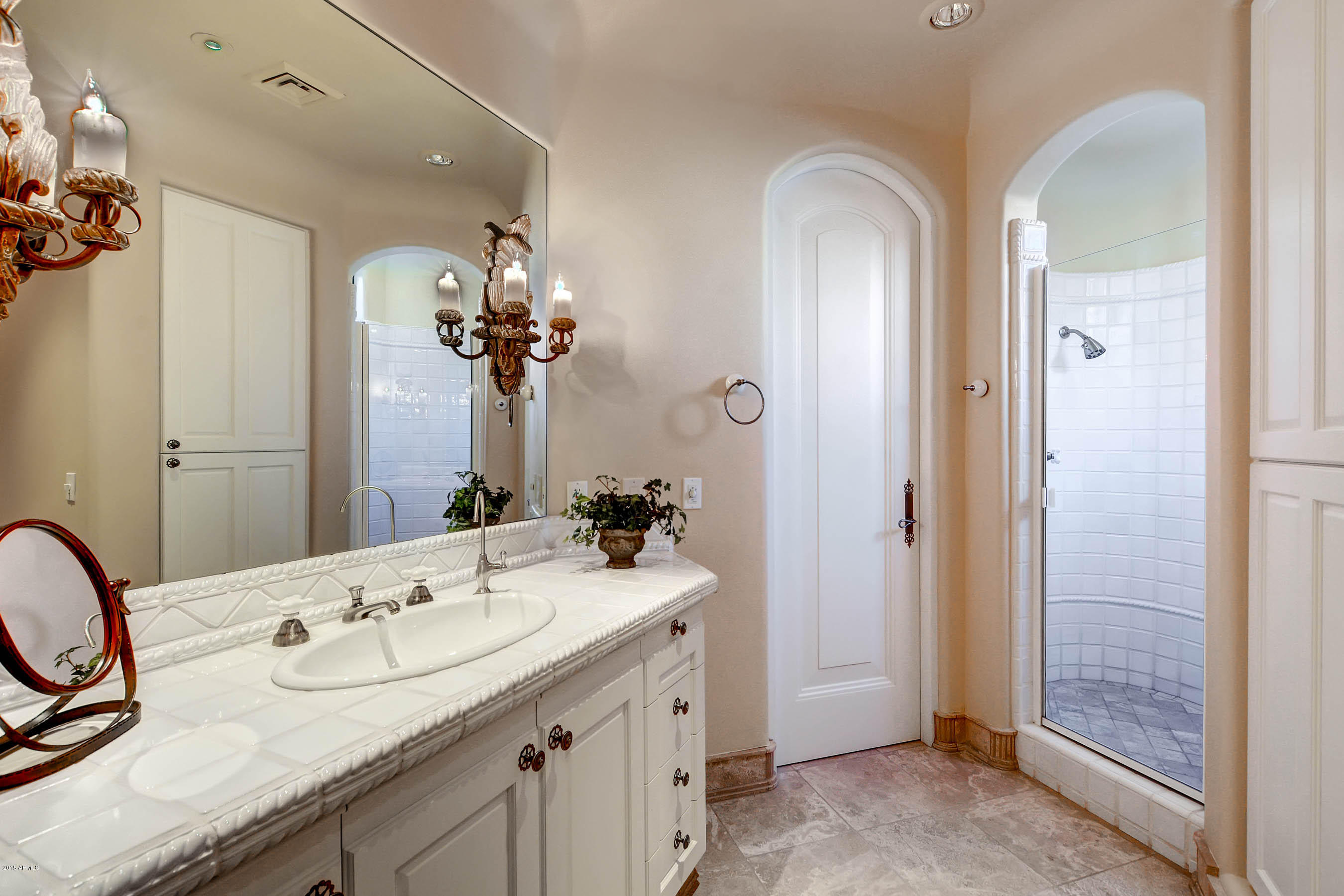 LAND DIVISION 9422 E HAPPY VALLEY RD SCOTTSDALE AZ
217-04-523, 217-04-524 - Residential