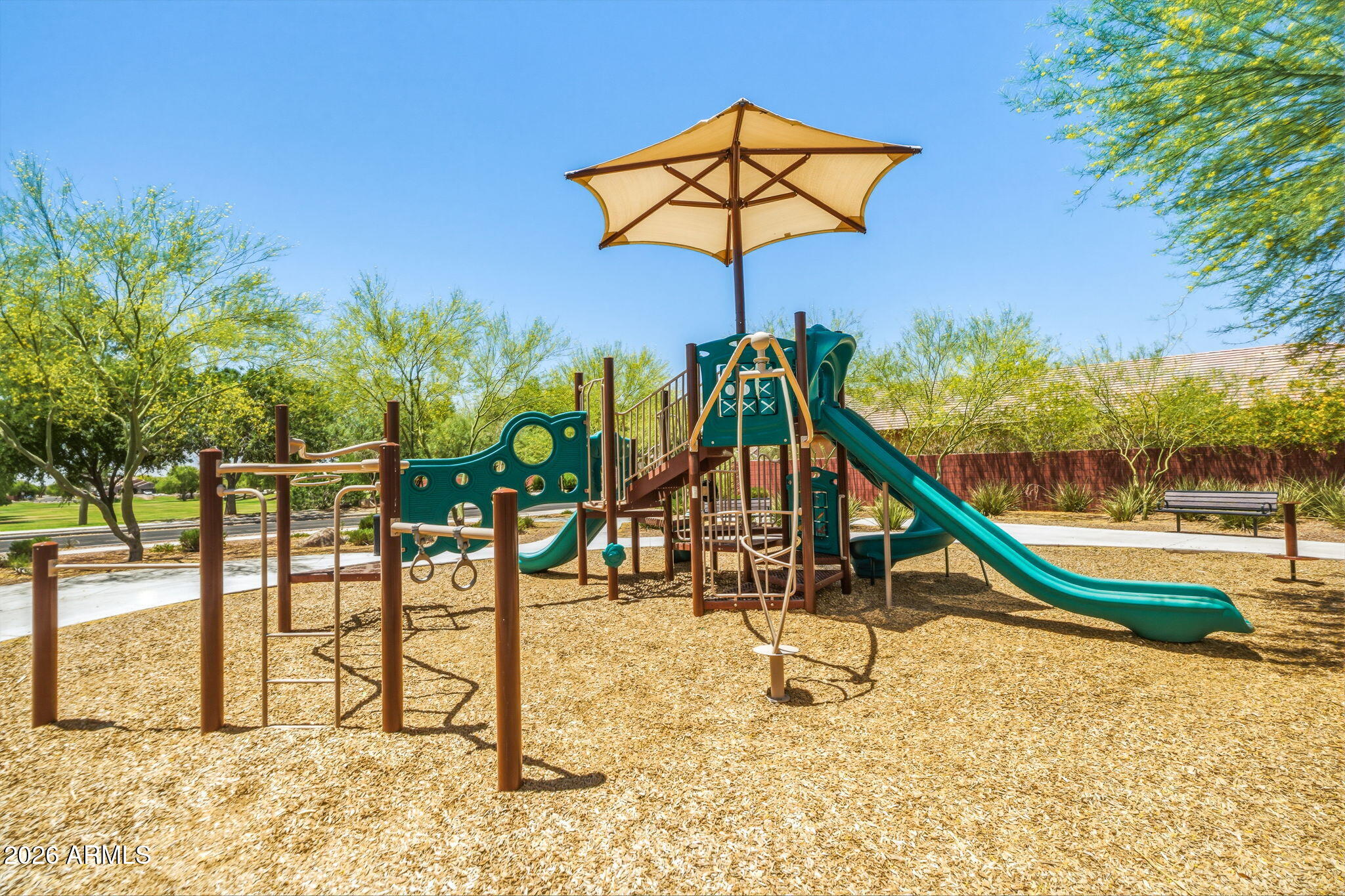 DESERT OASIS - Residential