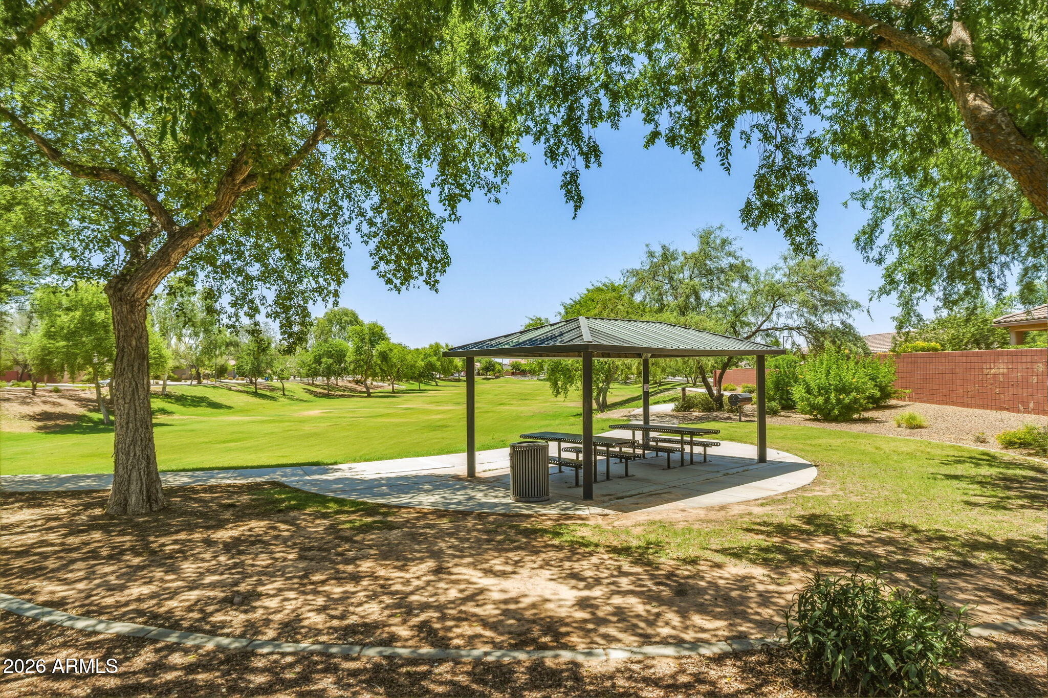 DESERT OASIS - Residential