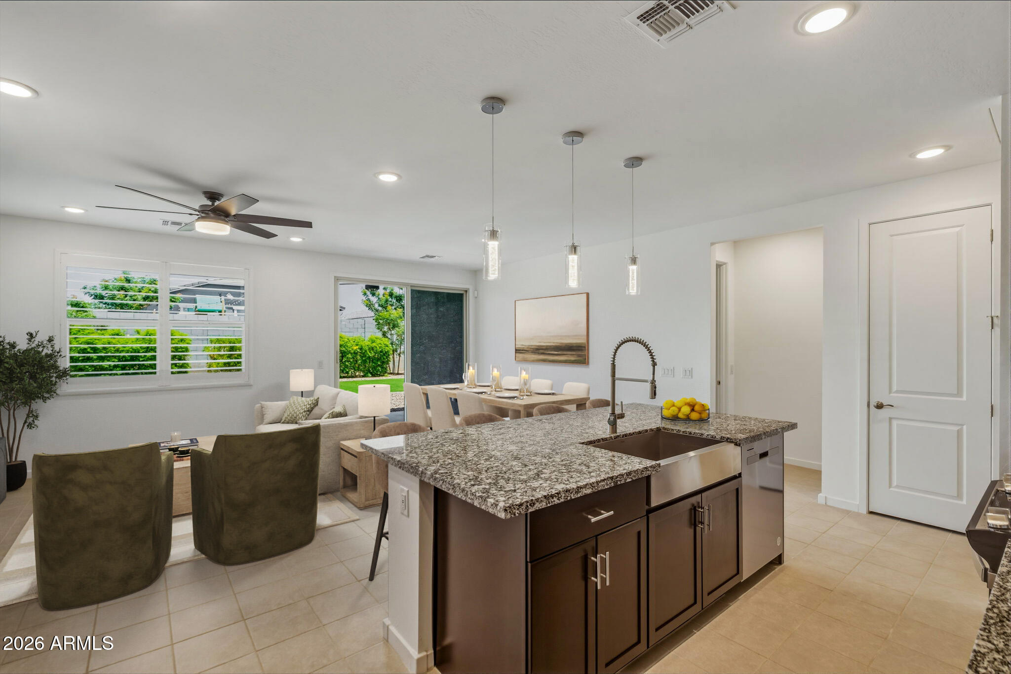 DESERT OASIS - Residential