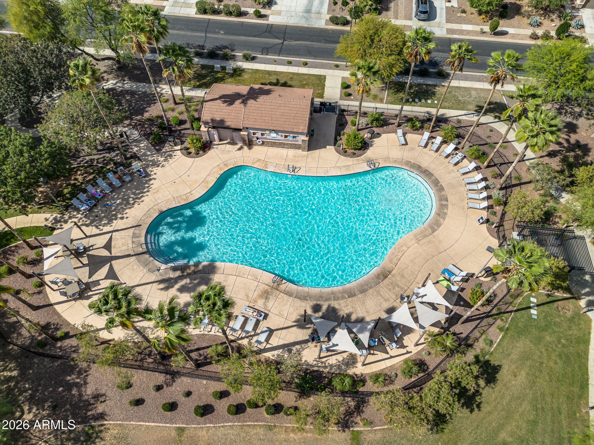 DESERT OASIS - Residential