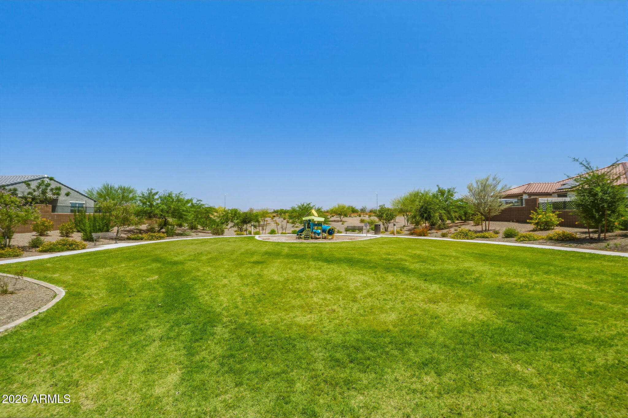 DESERT OASIS - Residential