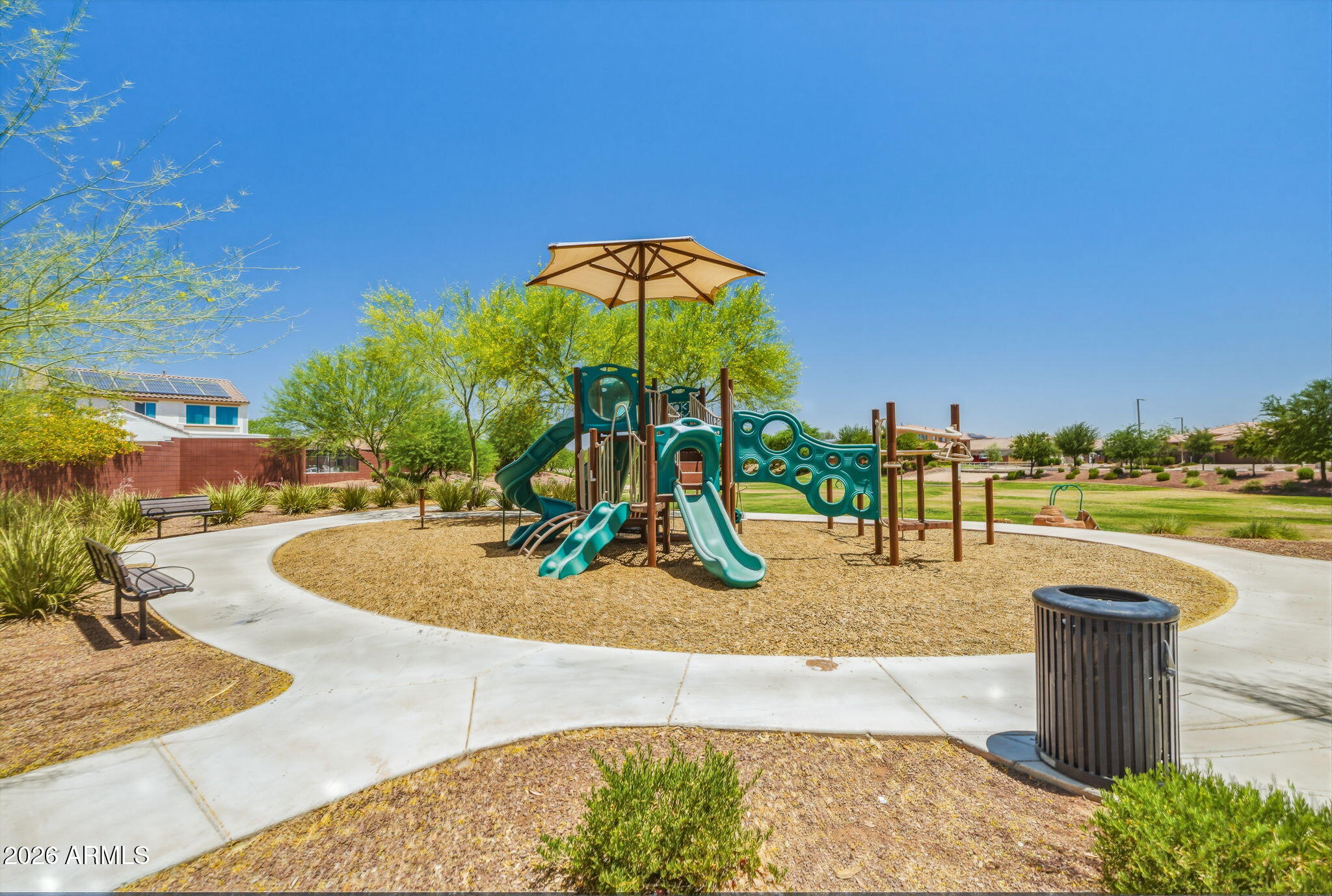 DESERT OASIS - Residential