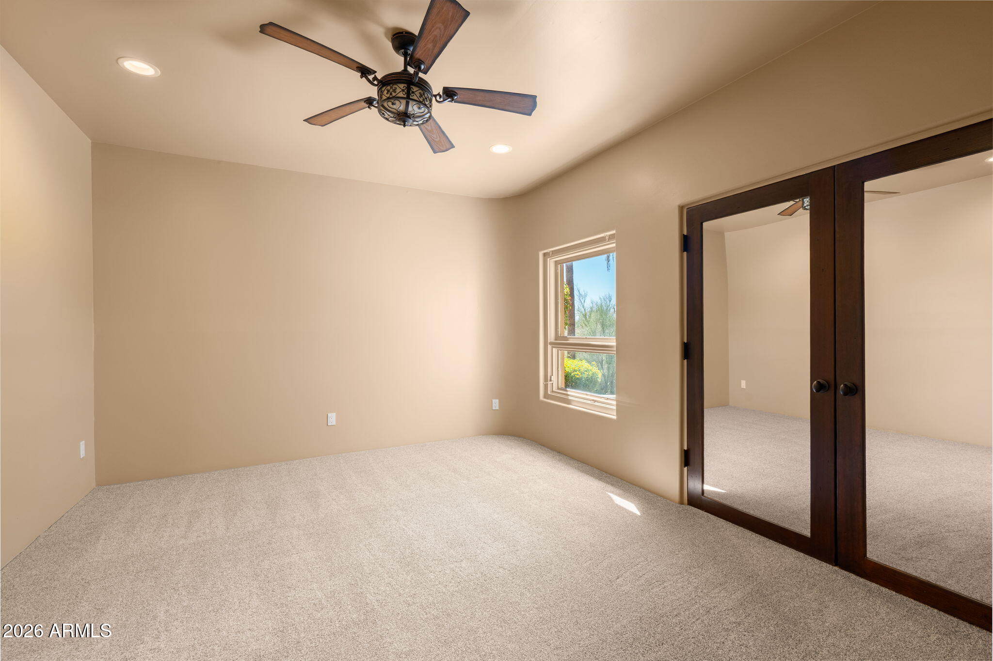 CAMELBACK CANYON - Residential