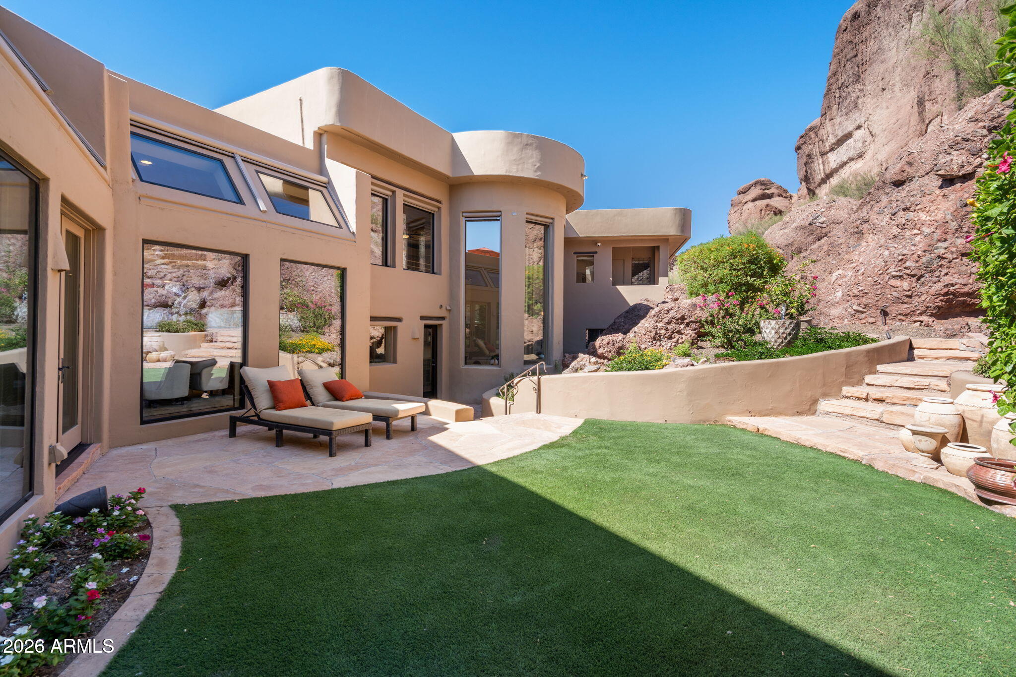 CAMELBACK CANYON - Residential