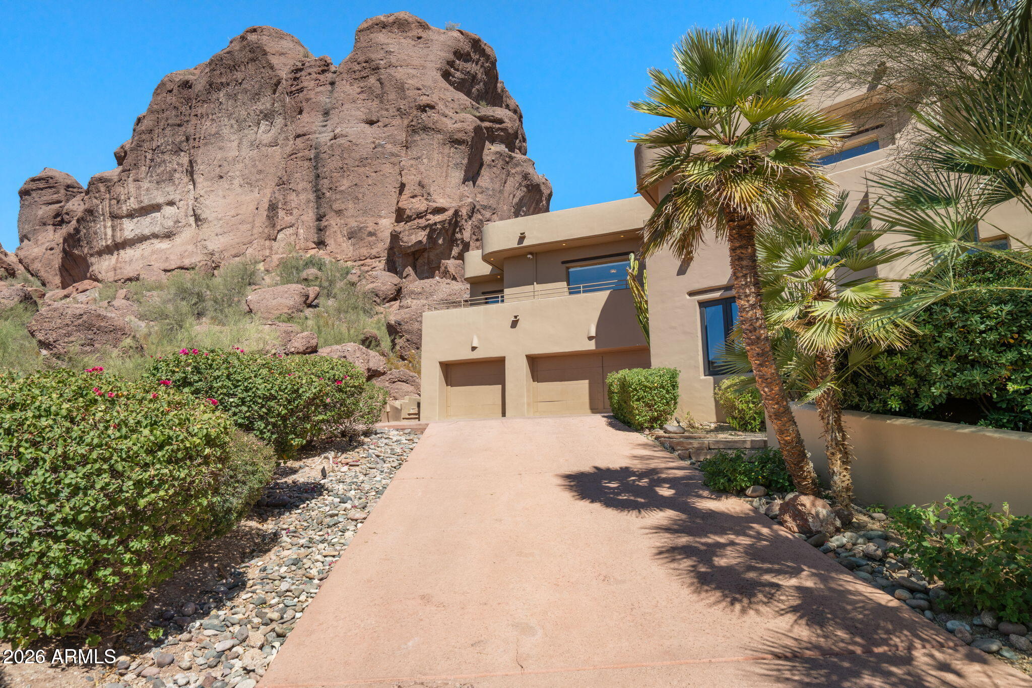 CAMELBACK CANYON - Residential