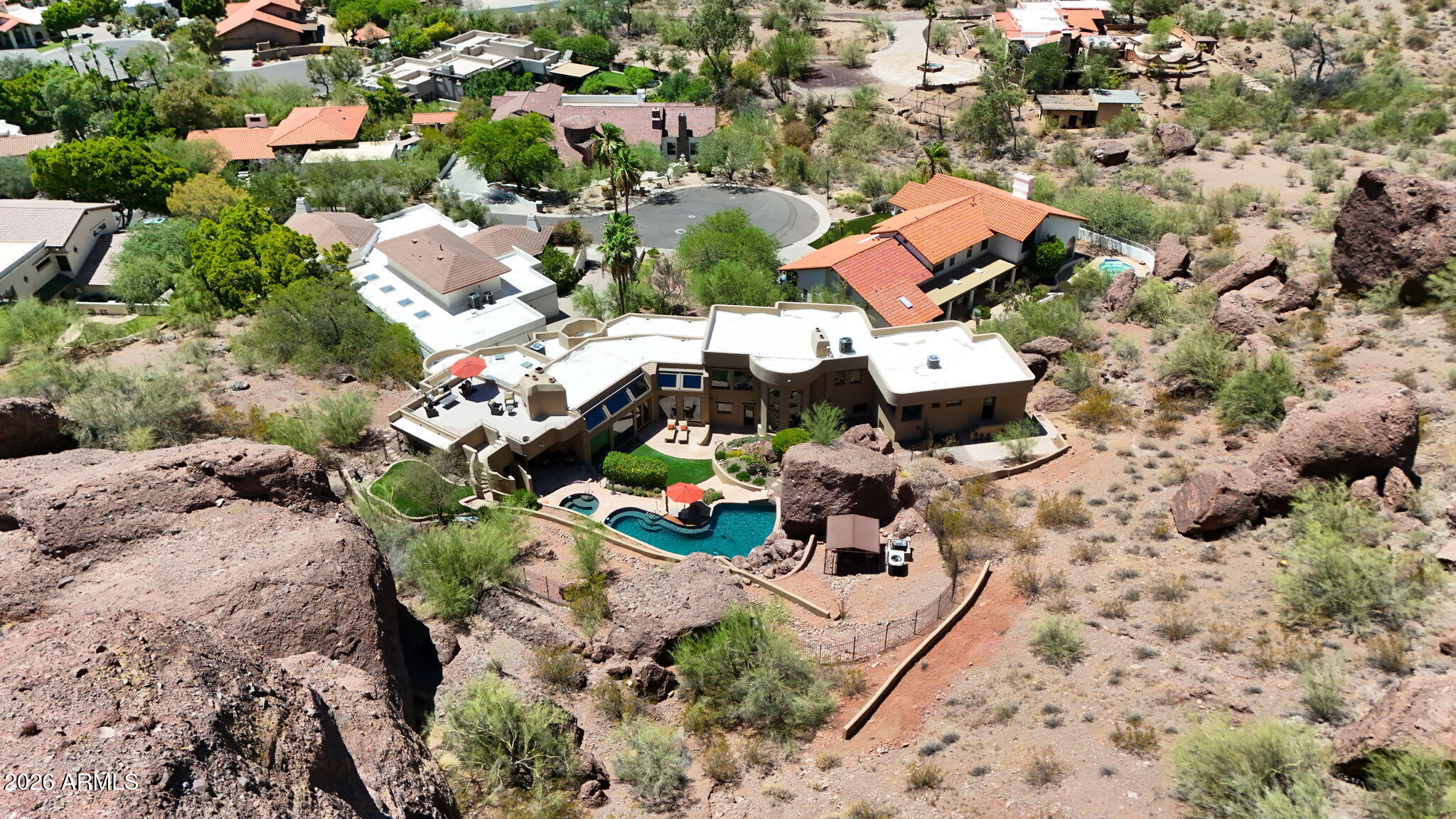 CAMELBACK CANYON - Residential