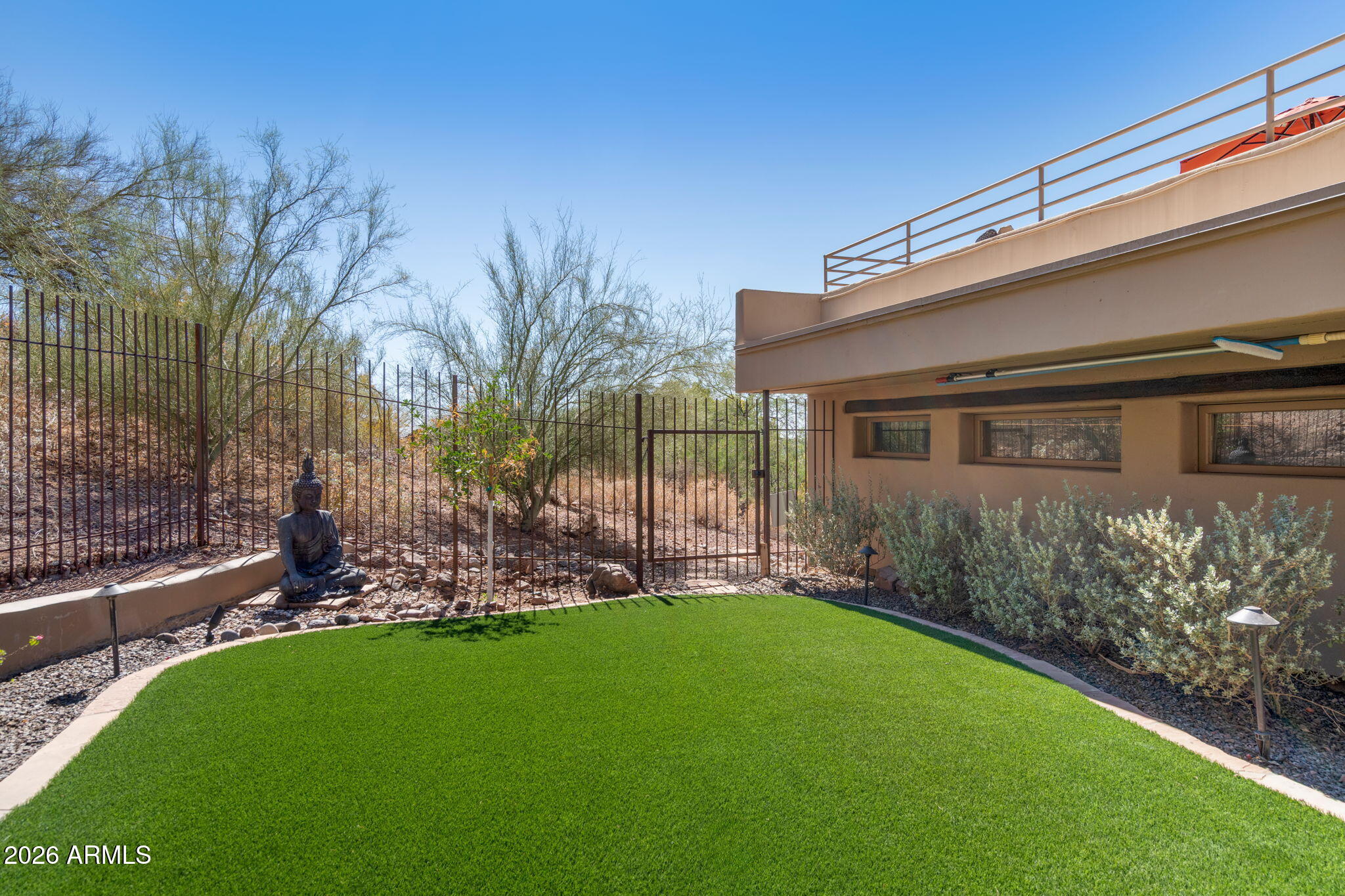 CAMELBACK CANYON - Residential