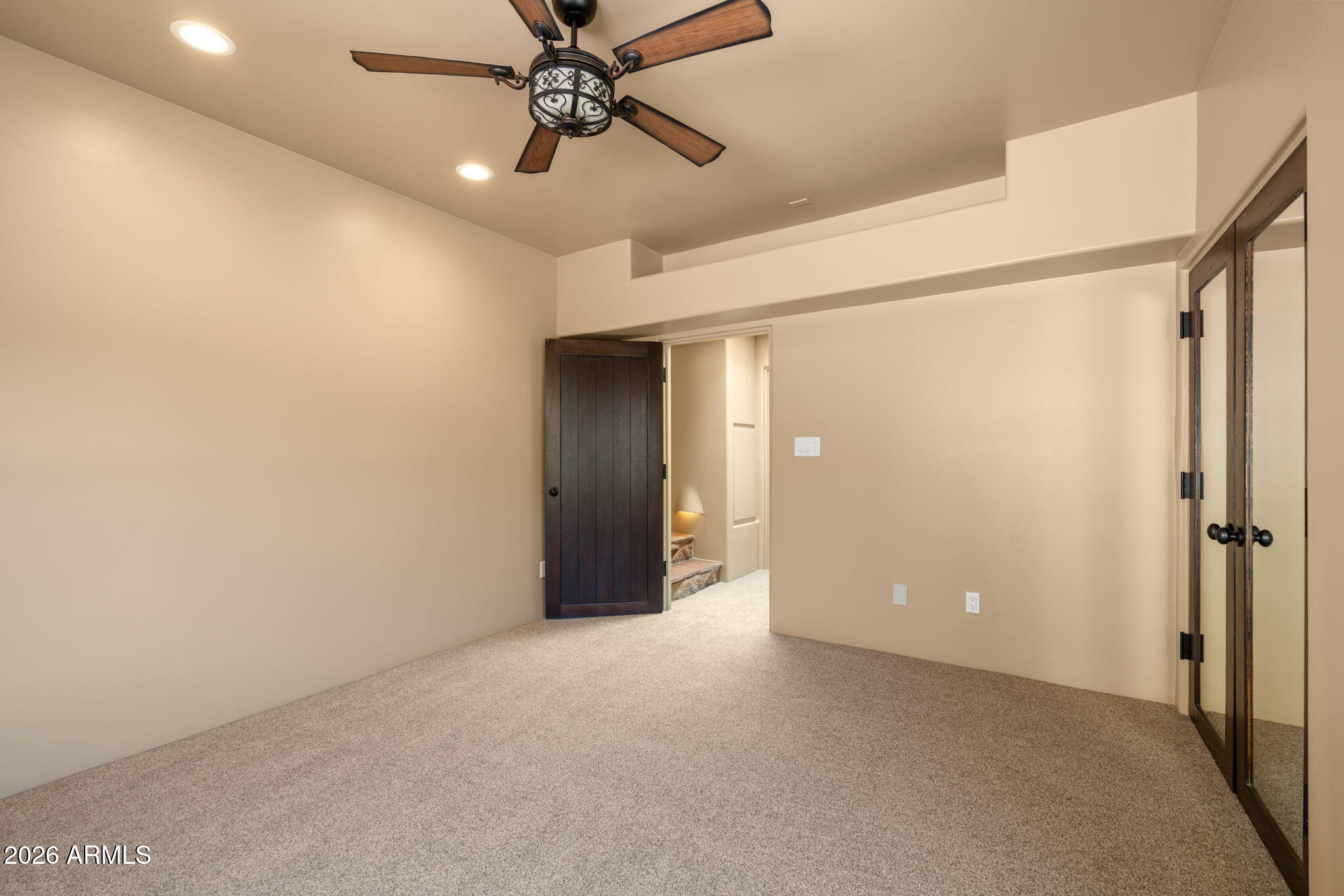 CAMELBACK CANYON - Residential