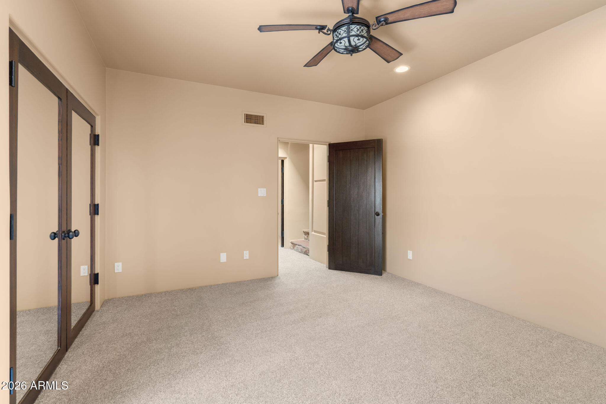 CAMELBACK CANYON - Residential