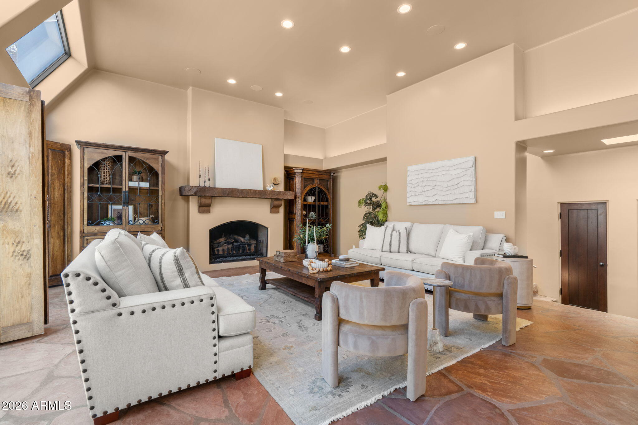 CAMELBACK CANYON - Residential