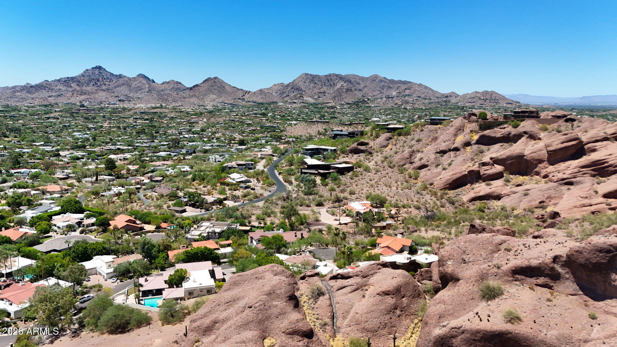 CAMELBACK CANYON - Residential