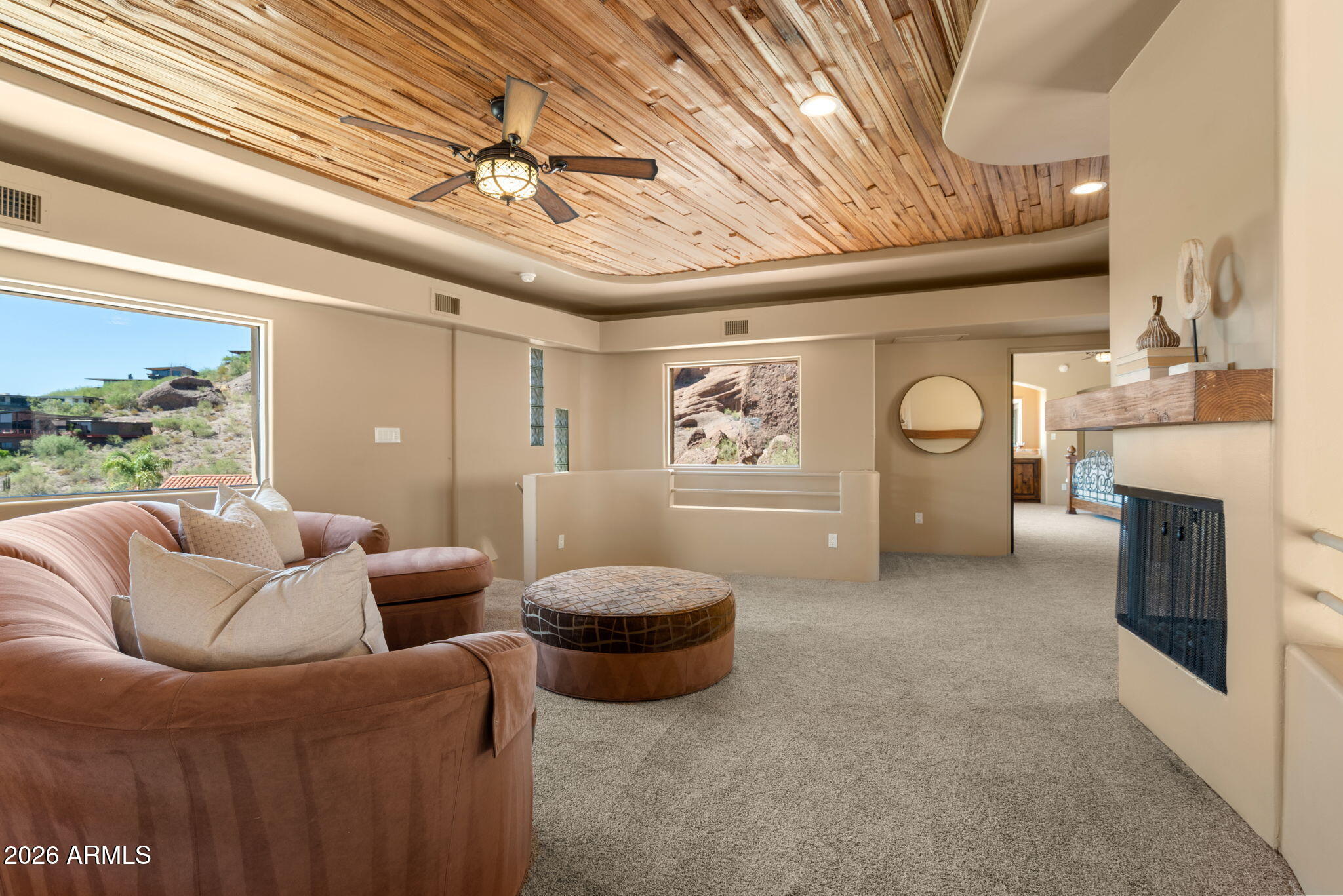 CAMELBACK CANYON - Residential