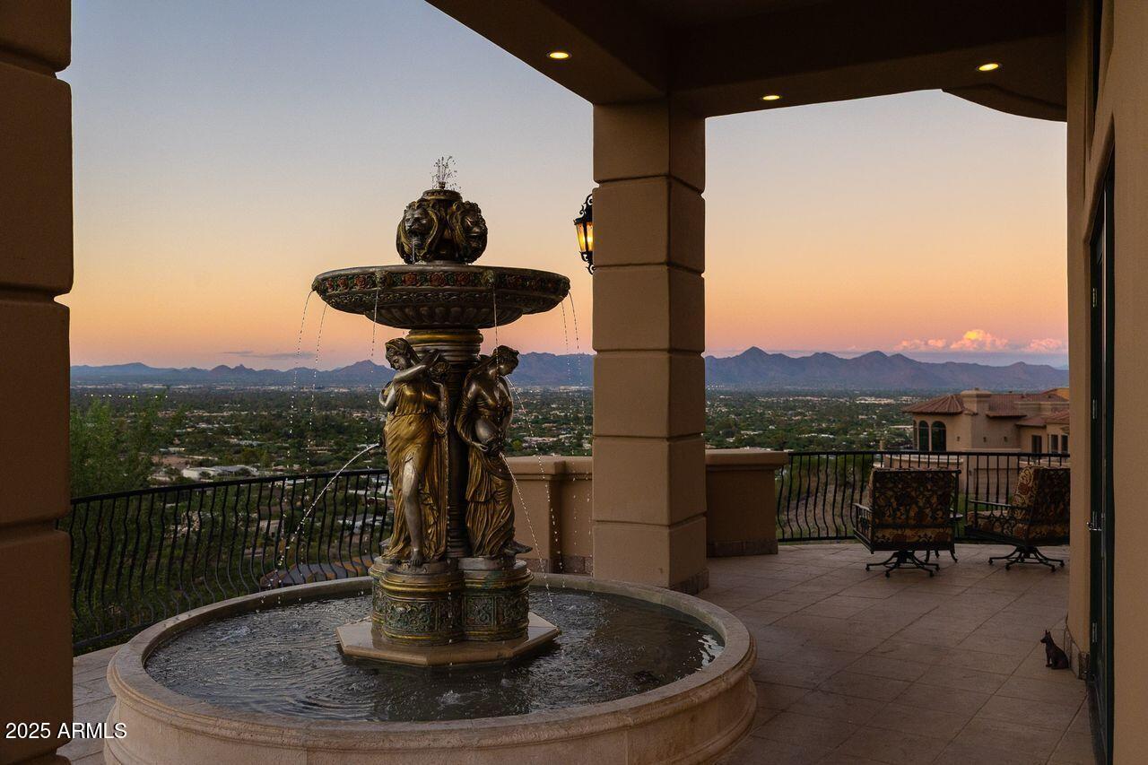 SUNSET HILLS - Residential