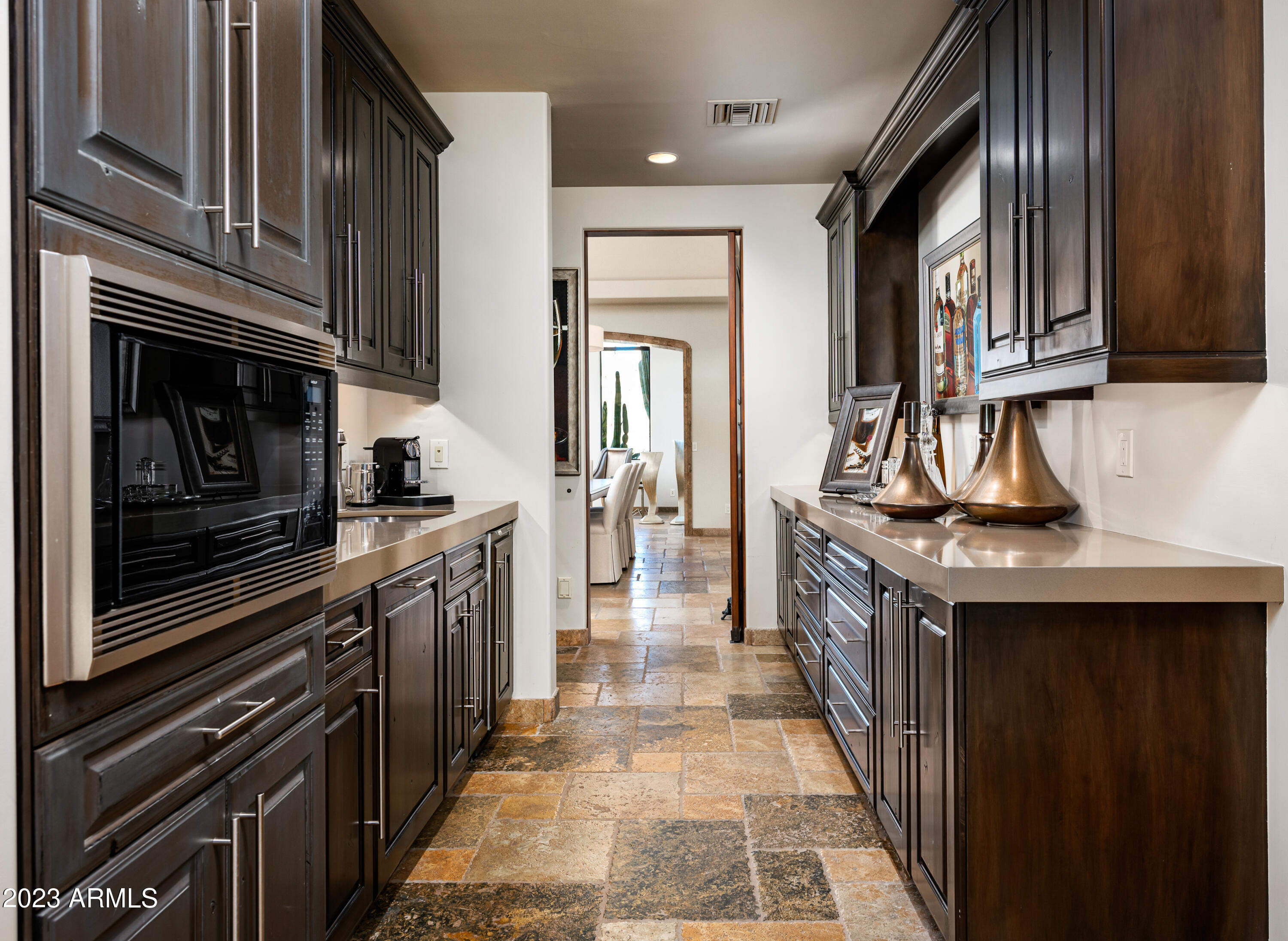 PINNACLE CANYON - Residential