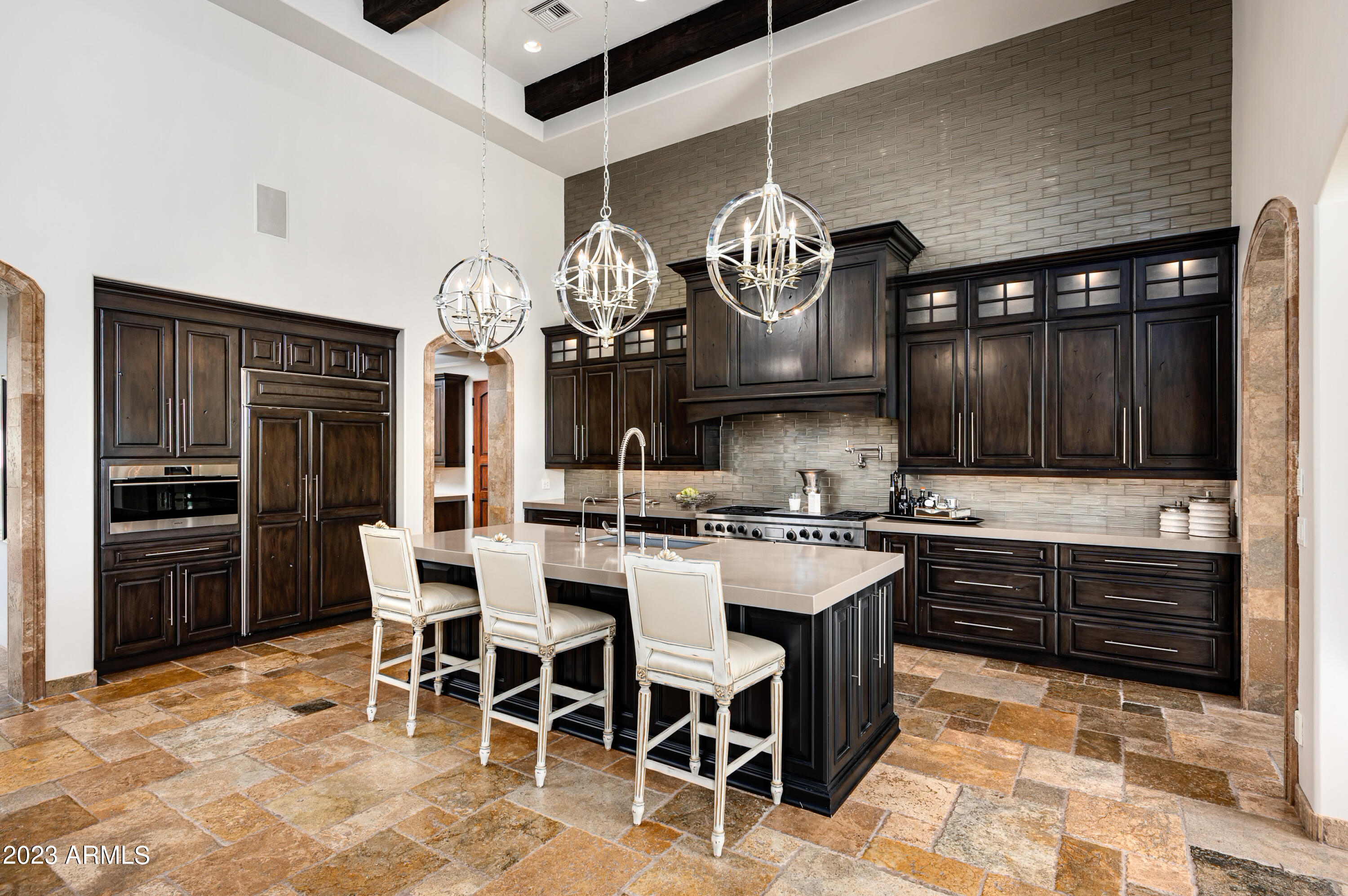 PINNACLE CANYON - Residential