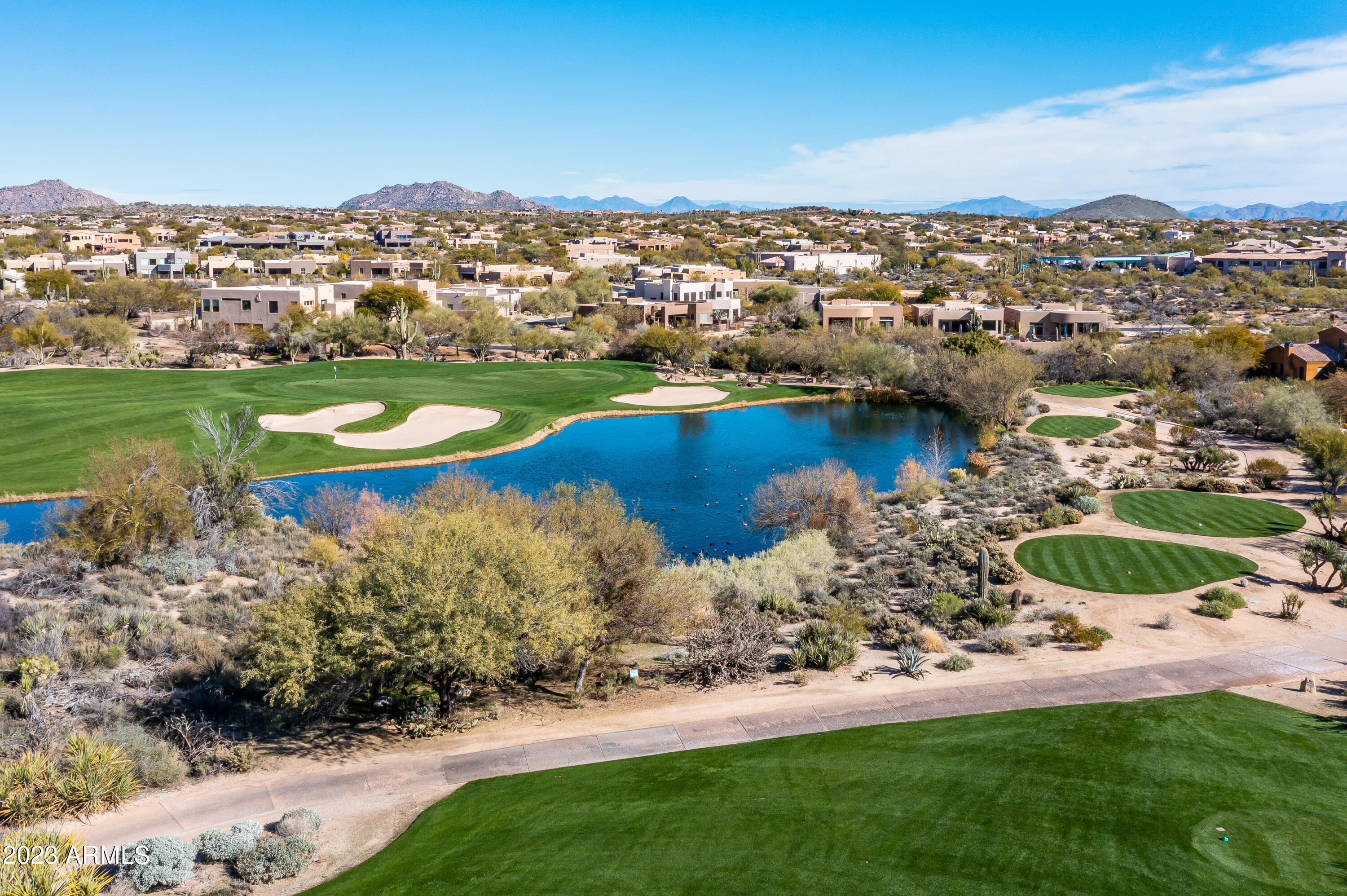 PINNACLE CANYON - Residential