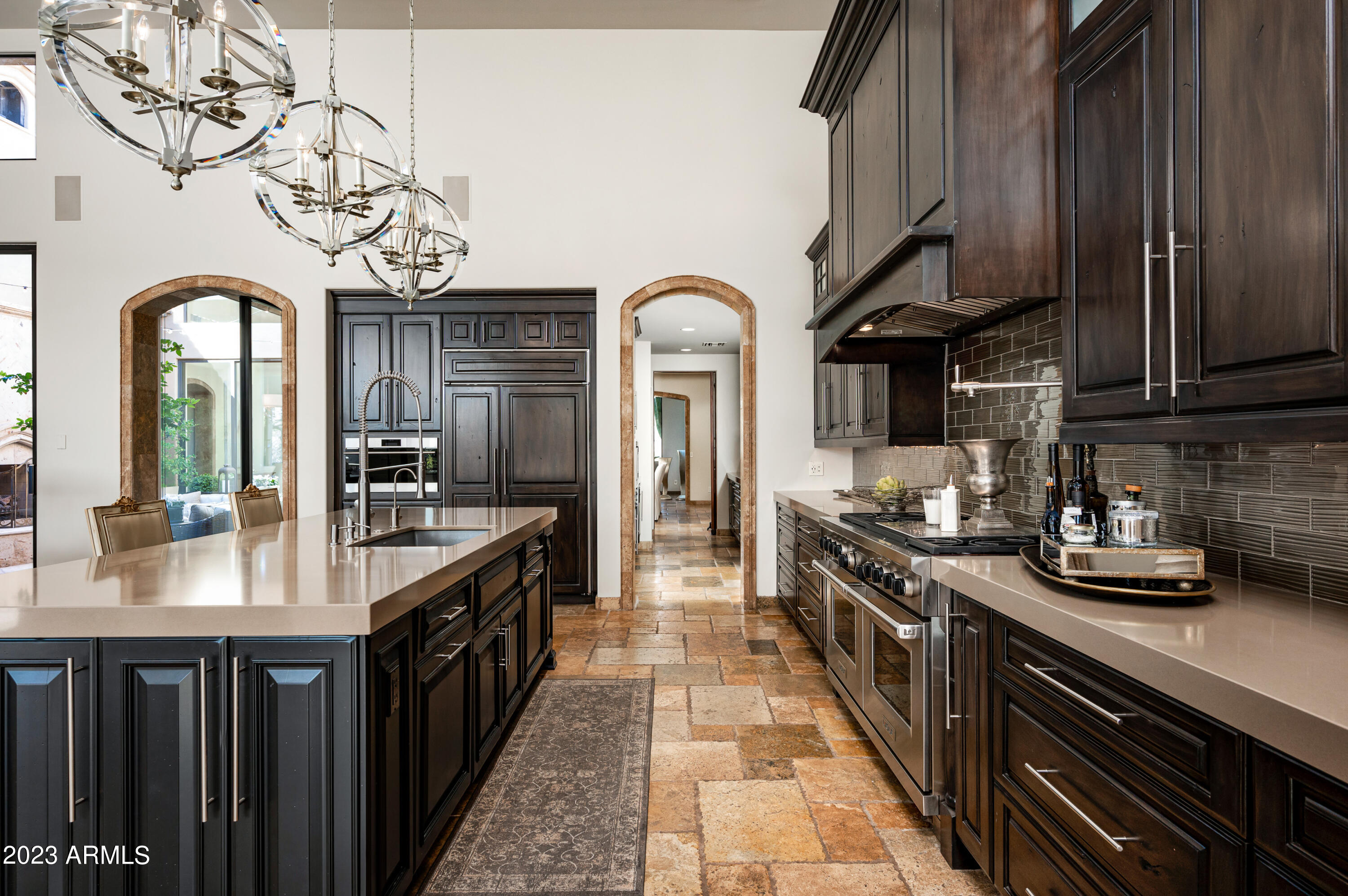 PINNACLE CANYON - Residential