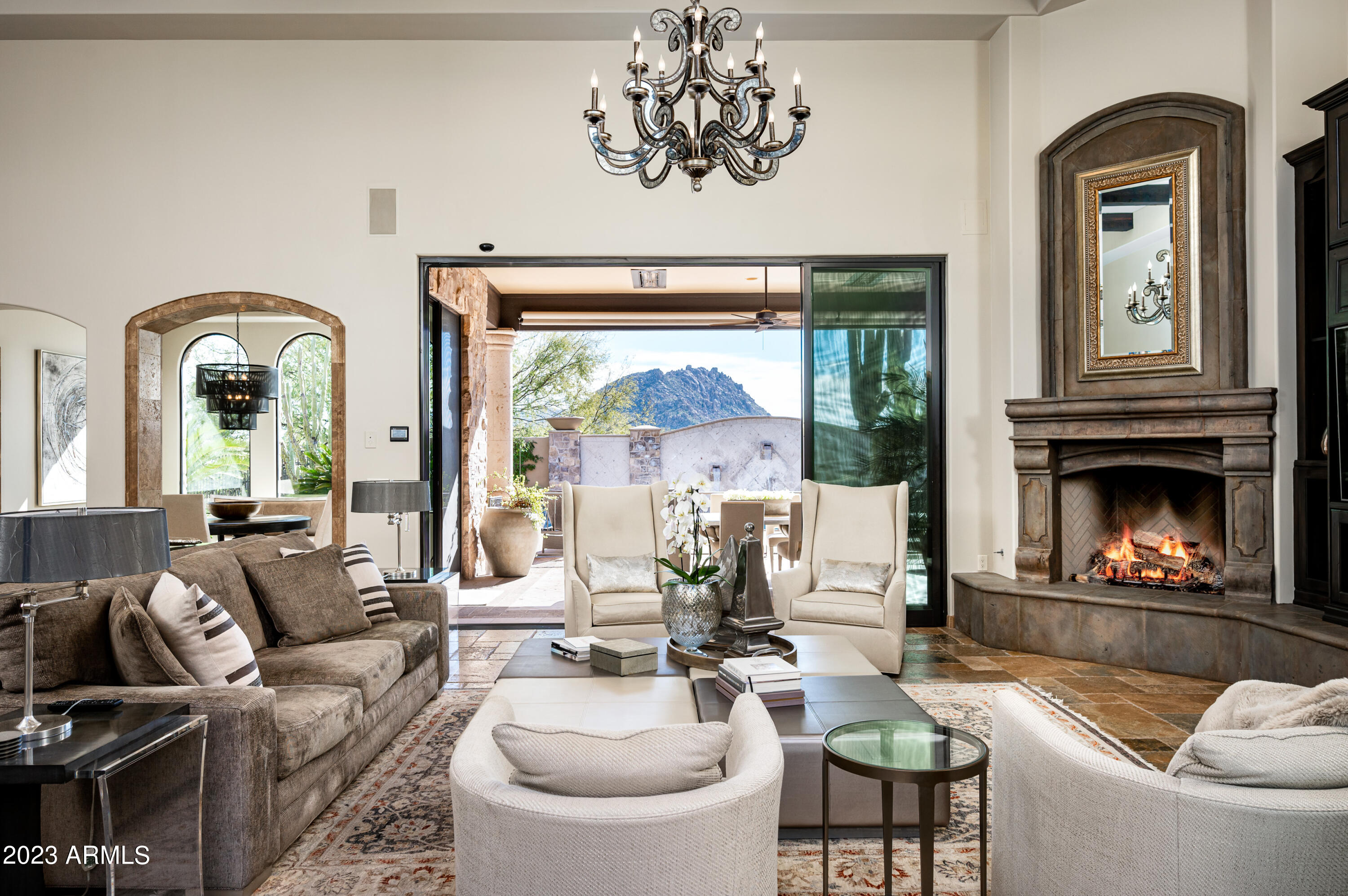 PINNACLE CANYON - Residential
