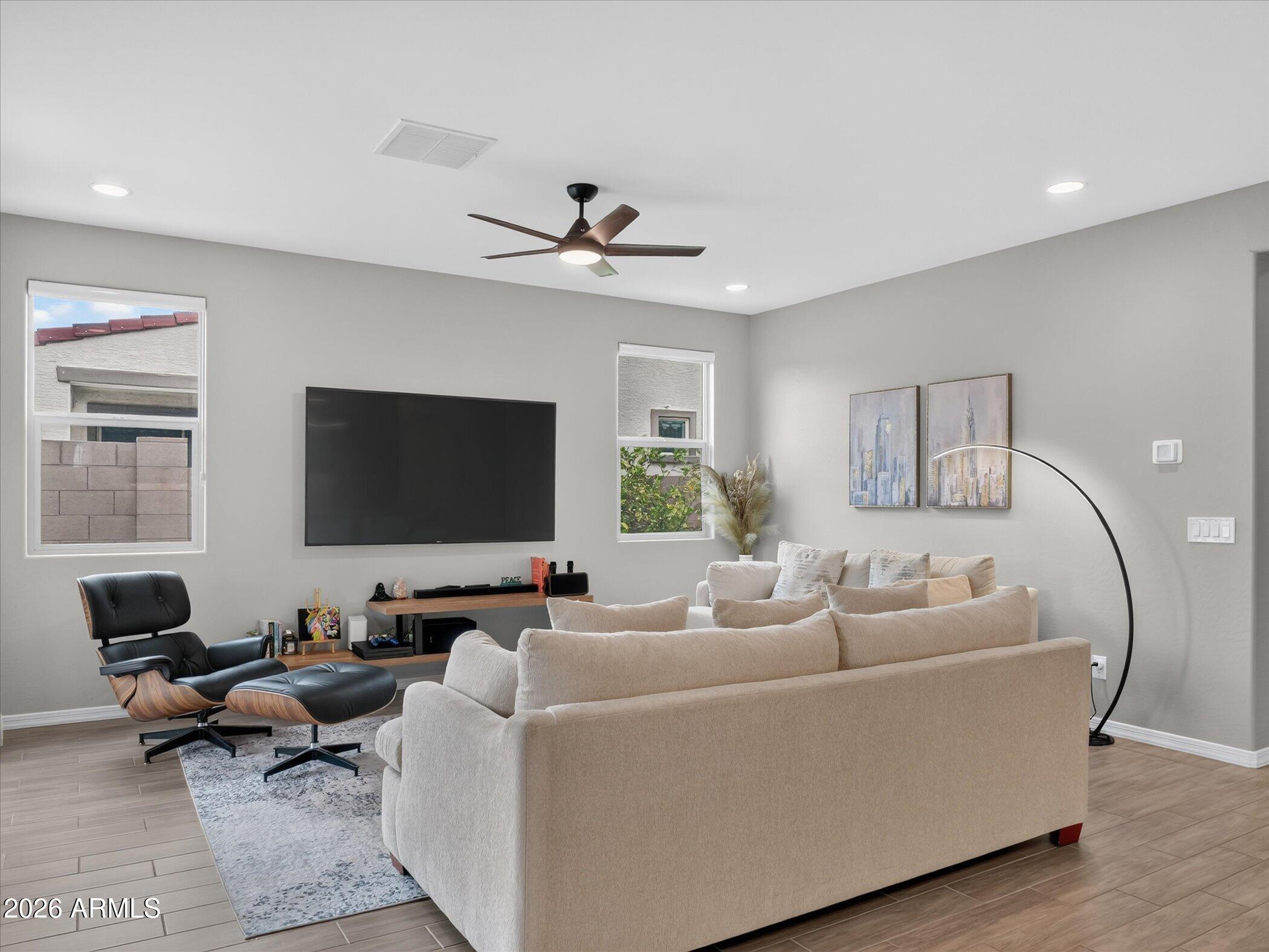 TIERRA MONTANA PHASE 1 PARCEL 10 - Residential