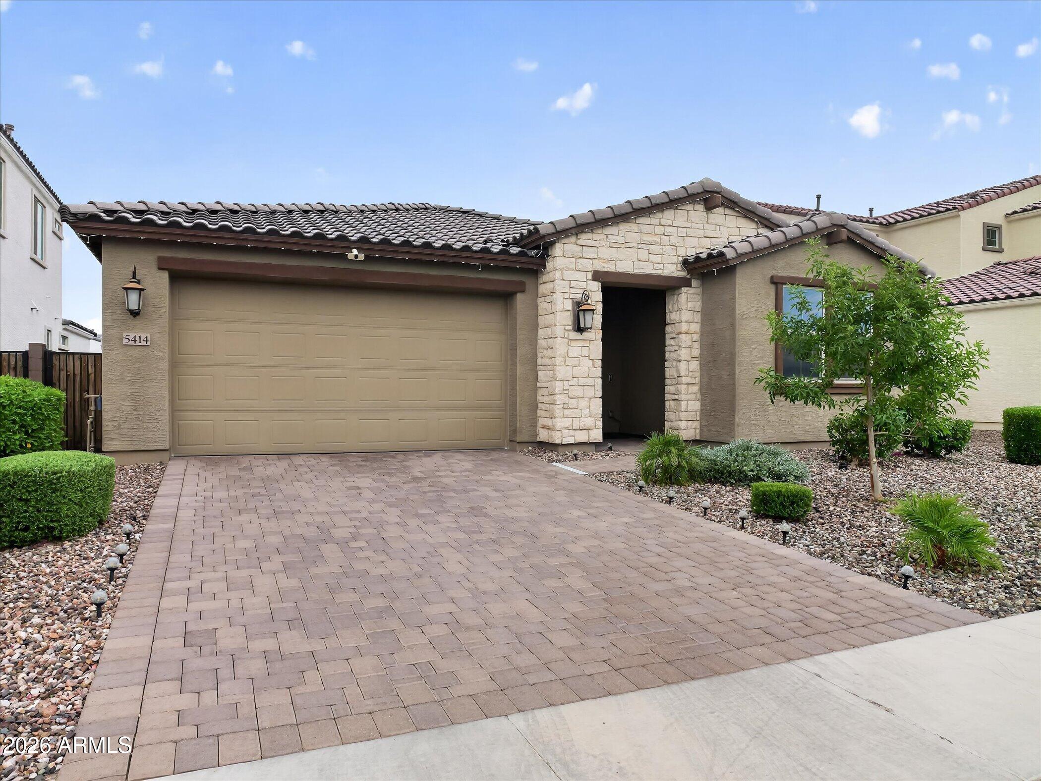 TIERRA MONTANA PHASE 1 PARCEL 10 - Residential