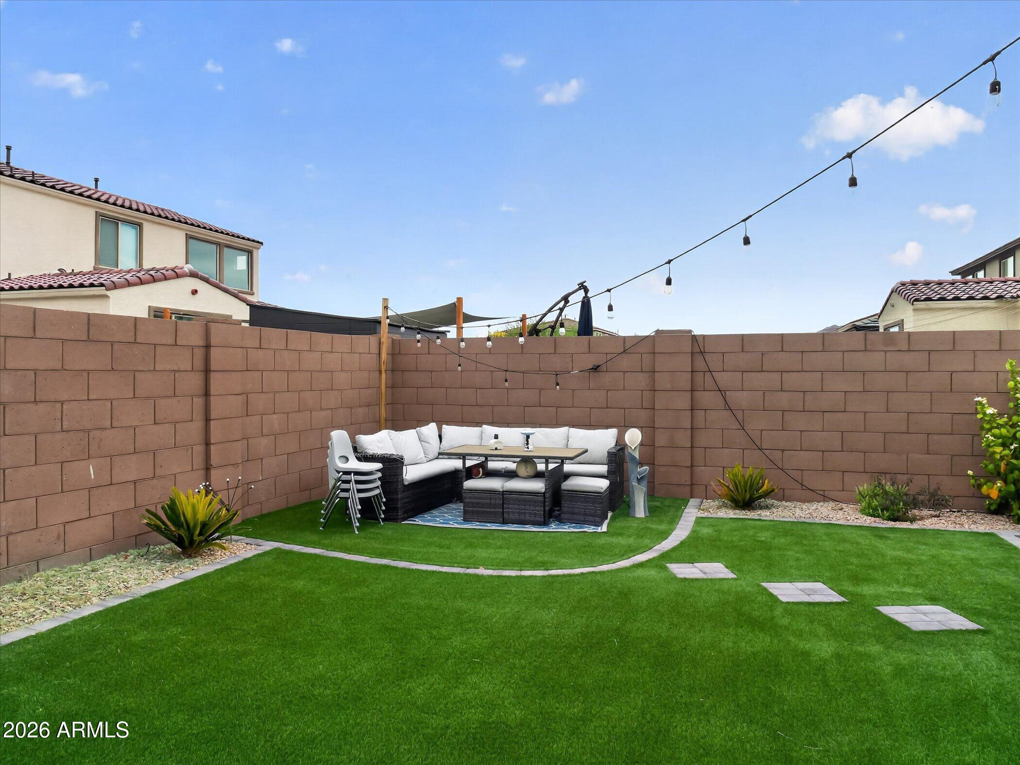 TIERRA MONTANA PHASE 1 PARCEL 10 - Residential