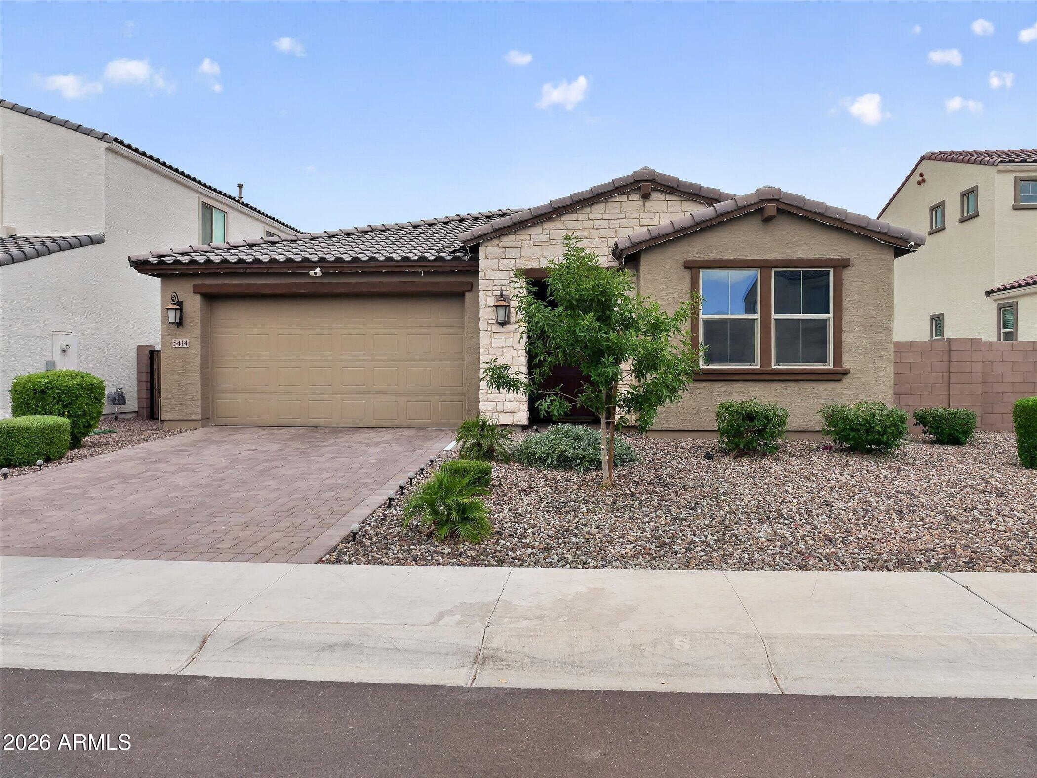 TIERRA MONTANA PHASE 1 PARCEL 10 - Residential