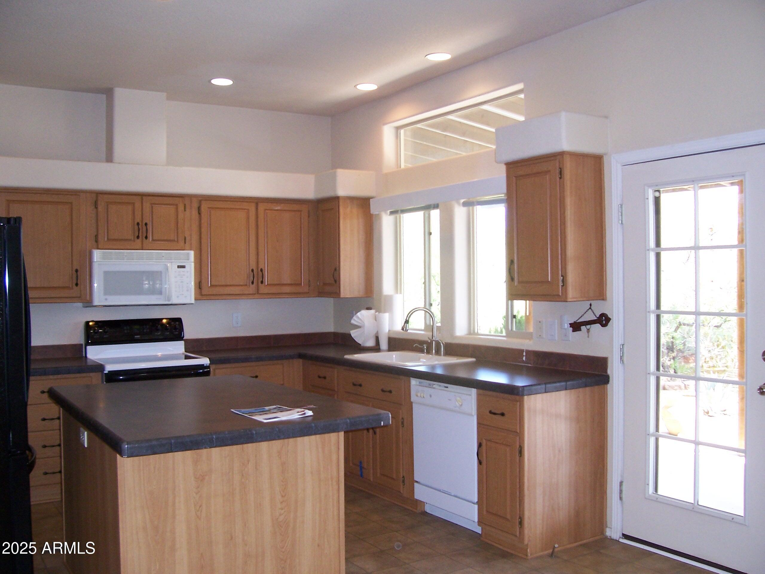 QUAIL VILLAGE UNIT 1, - Residential