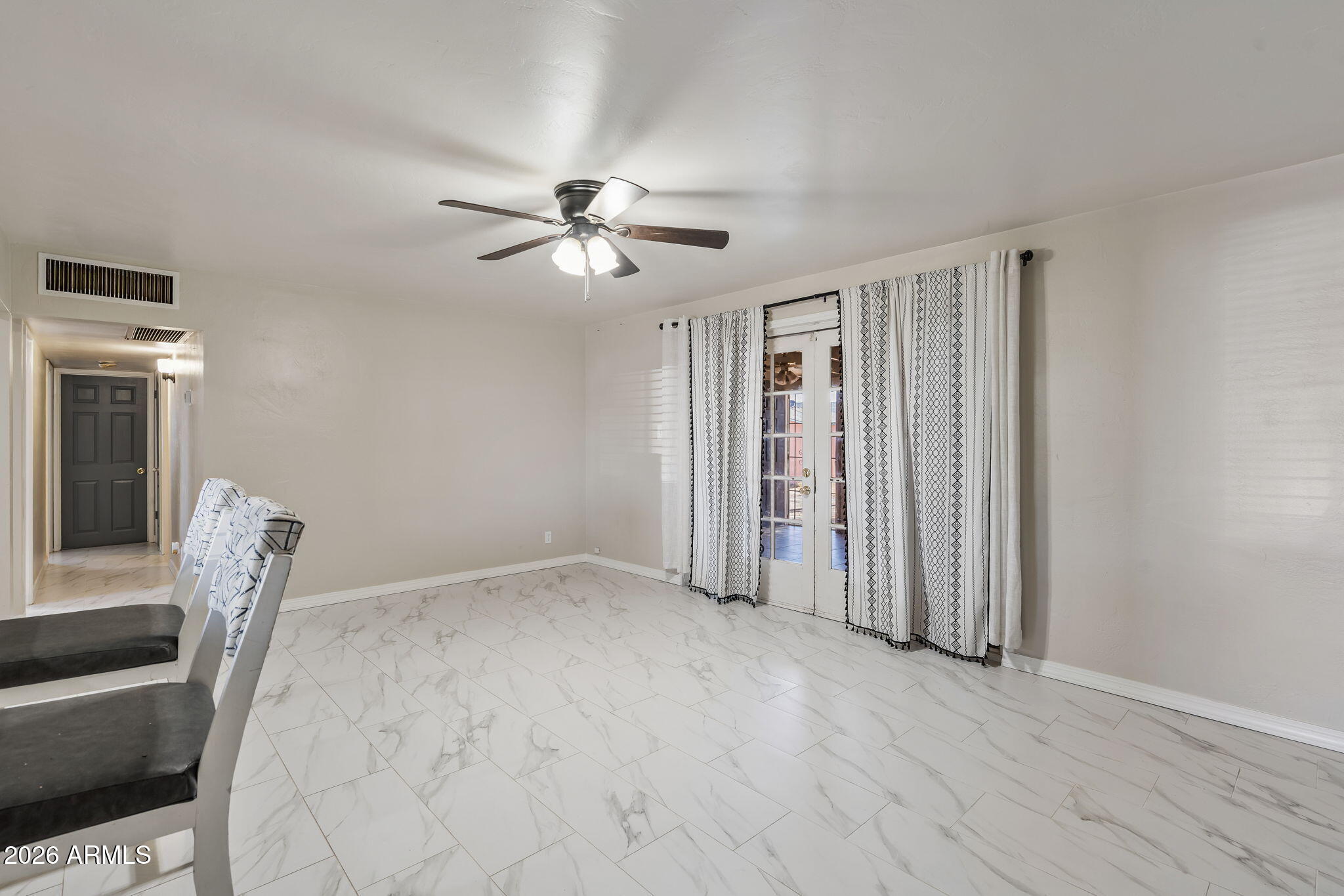 COUNTRY LIFE HOMES UNIT 1 - Residential