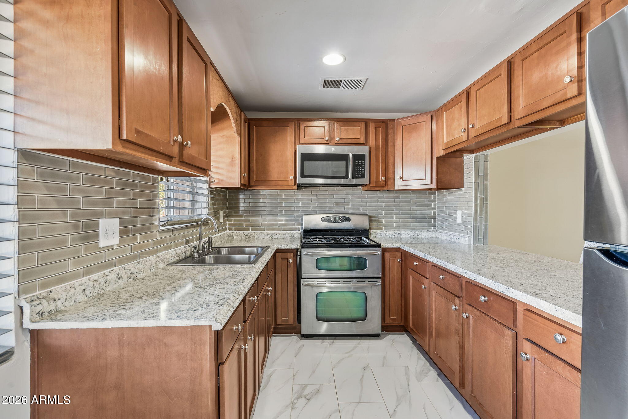 COUNTRY LIFE HOMES UNIT 1 - Residential