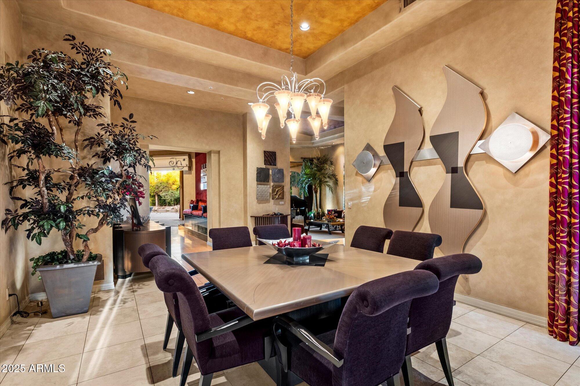Equestrian Manor. - Residential