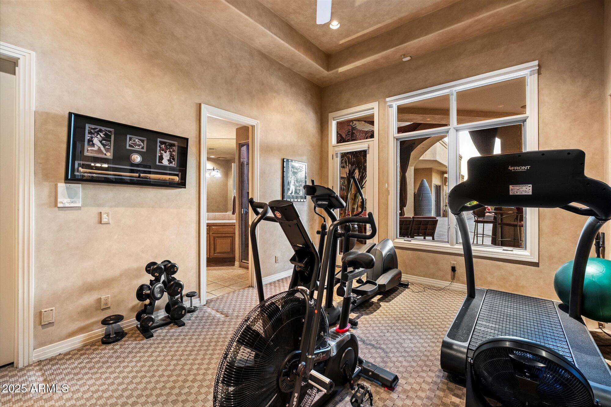 Equestrian Manor. - Residential