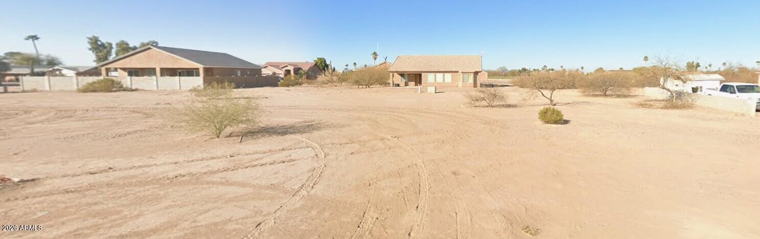 Great Residential lot near the Arizona City Golf Course! This property is ready for your next home!