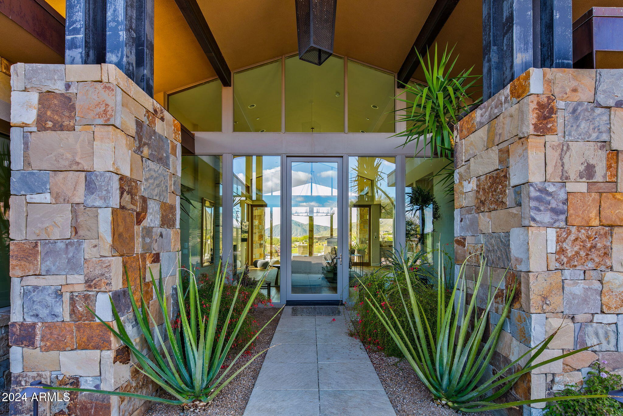 DESERT MOUNTAIN PHASE 2 UNIT 18 - Residential
