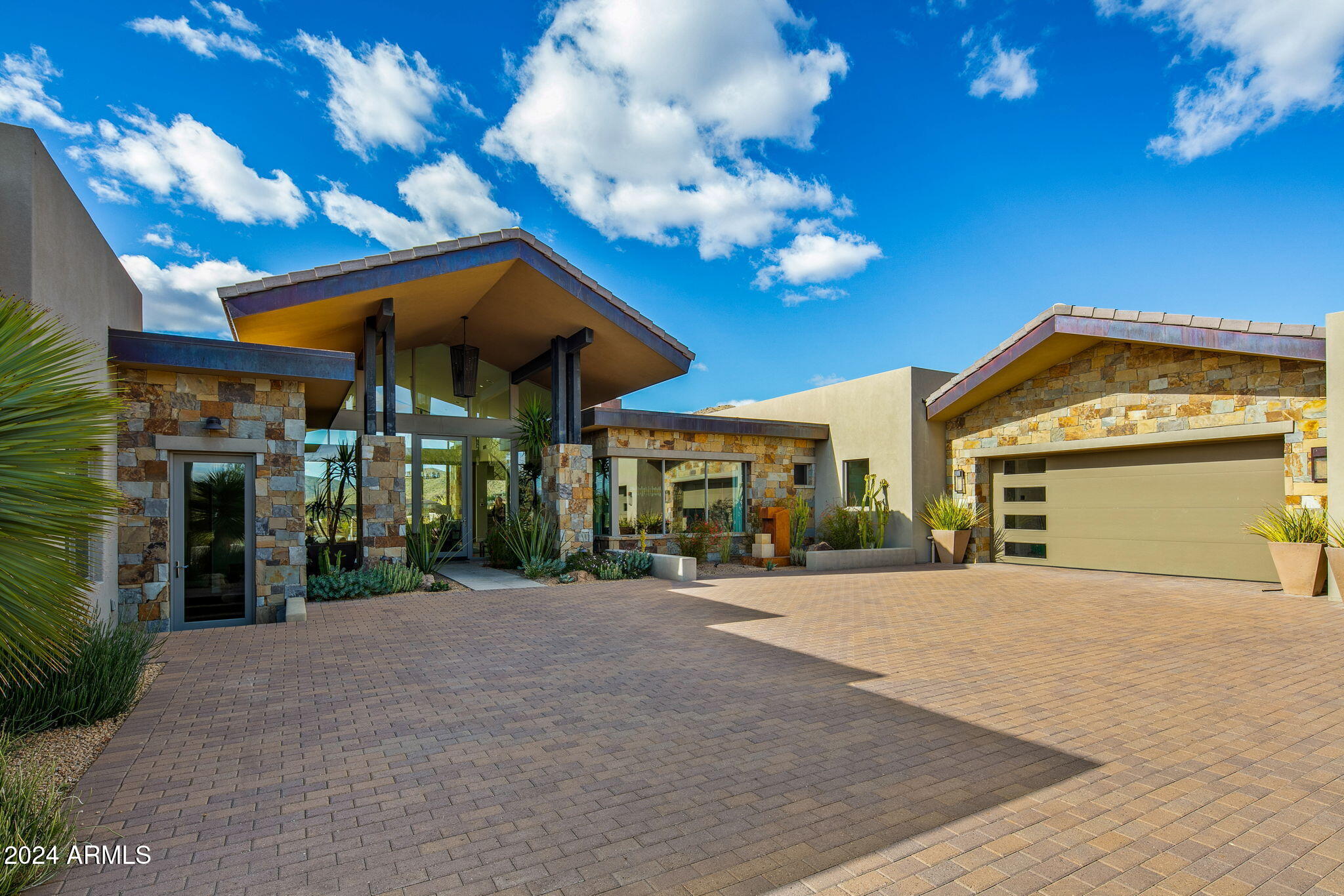 DESERT MOUNTAIN PHASE 2 UNIT 18 - Residential