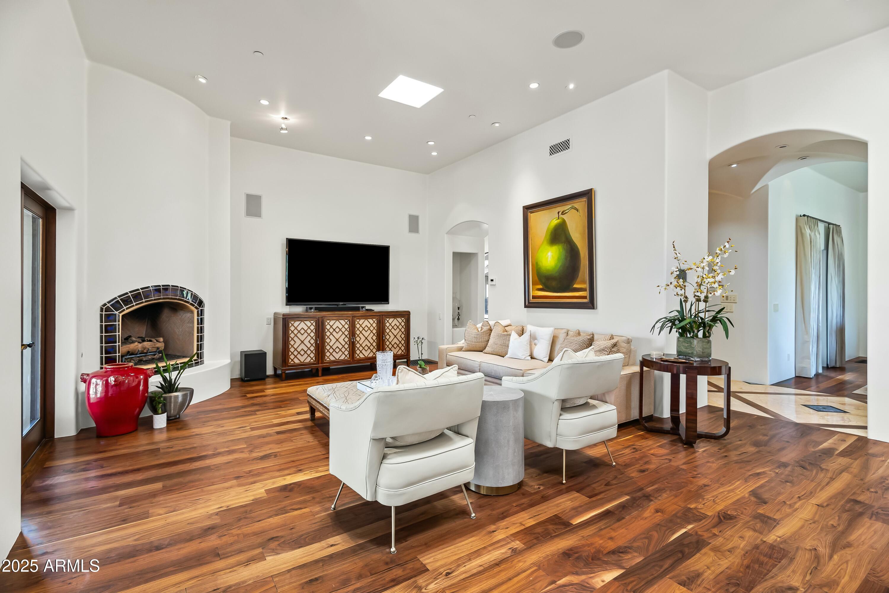 DOUBLE M ESTATES LOT 1,2 - Residential