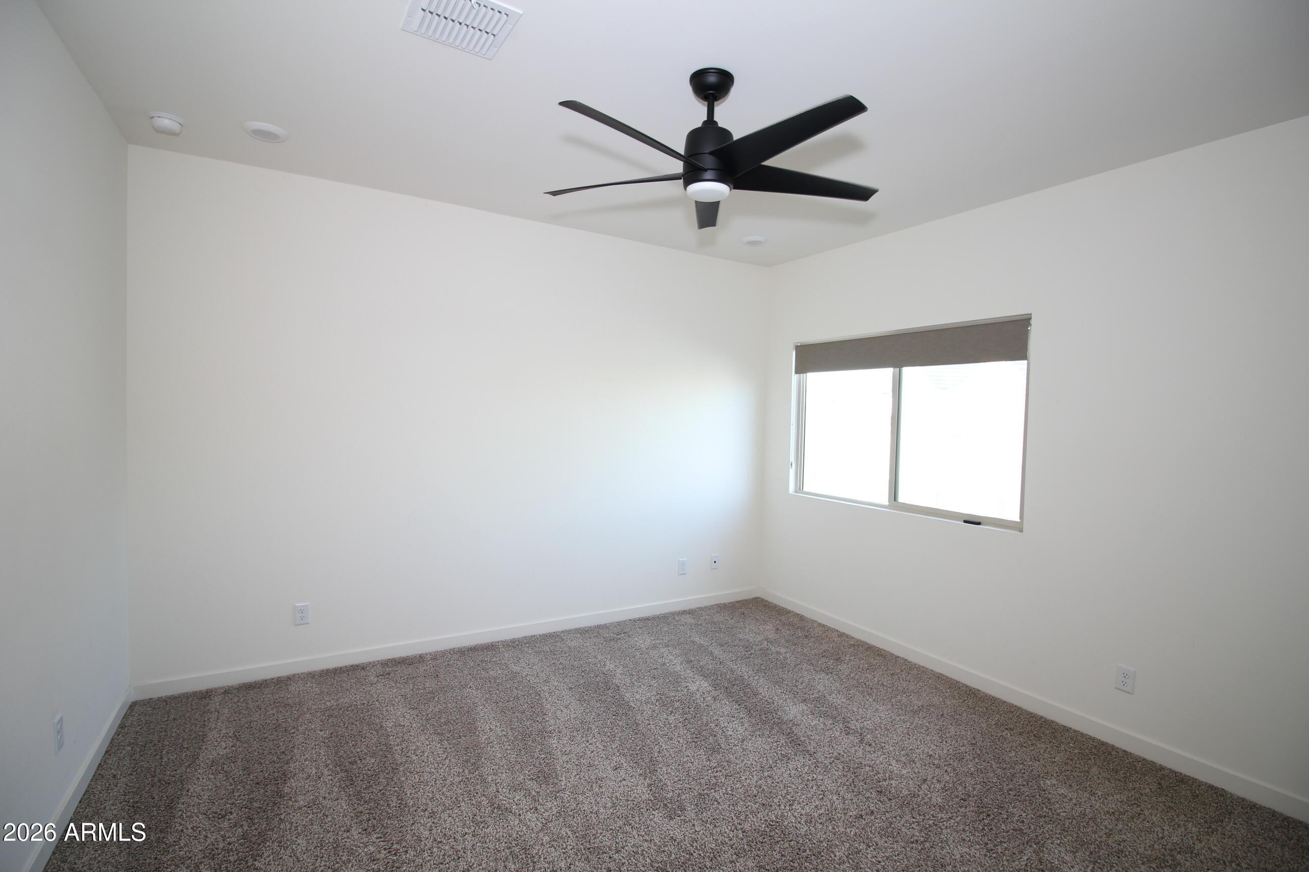 23 NORTH - Residential Lease
